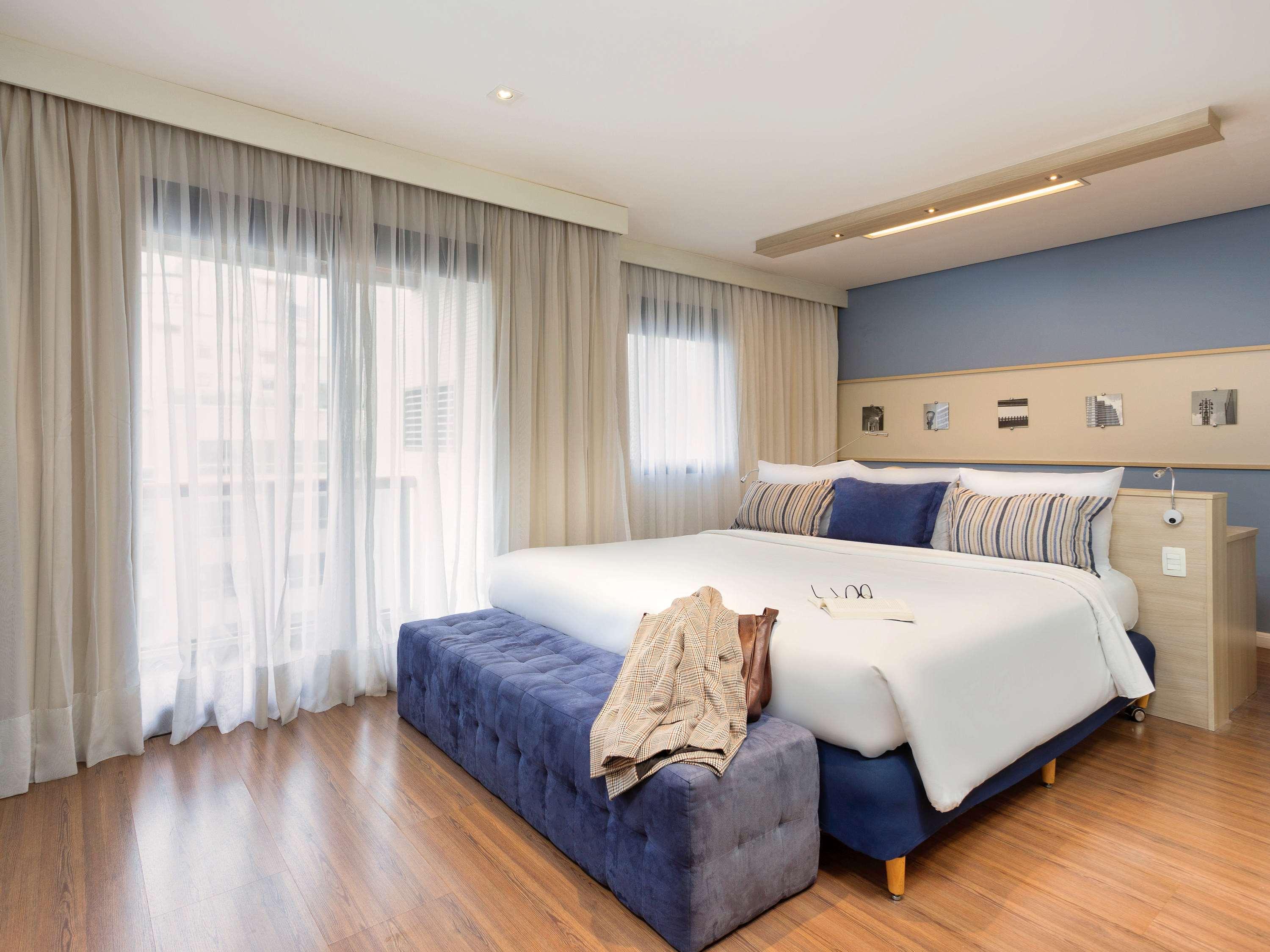 Double Superior King Bed