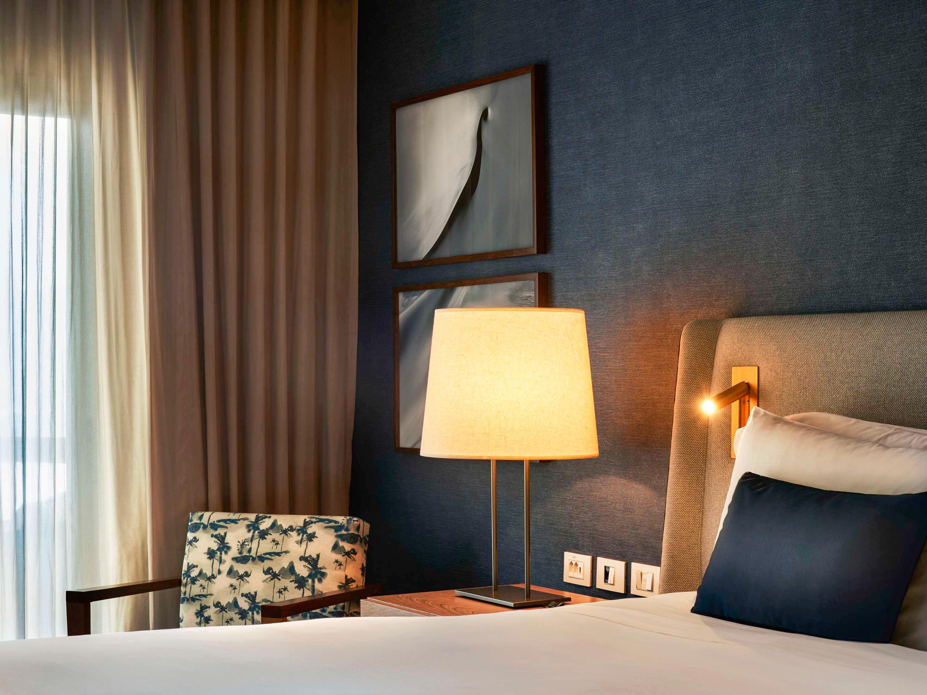 Double City View King Bed