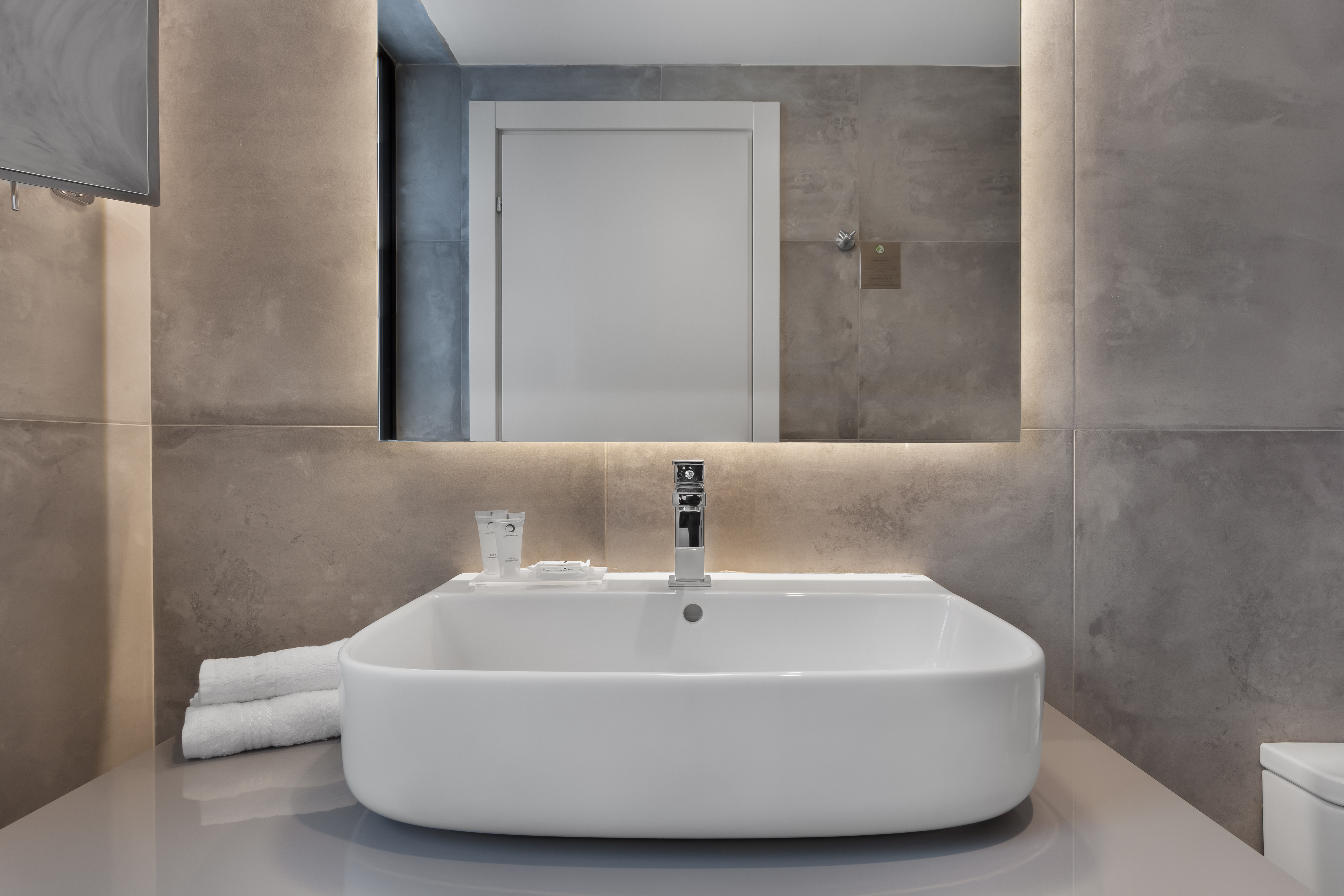 Double or Twin Deluxe