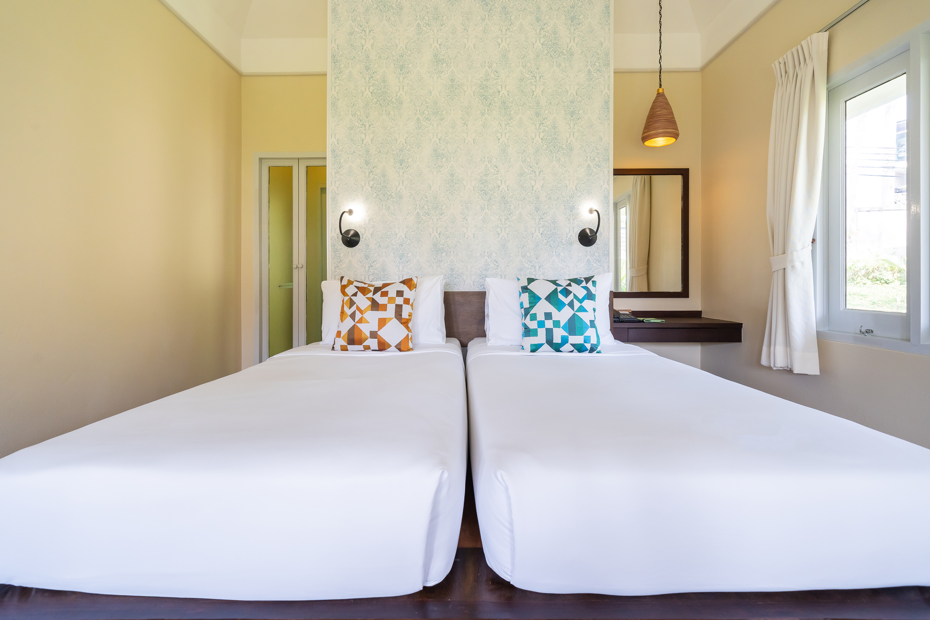 Double or Twin Deluxe