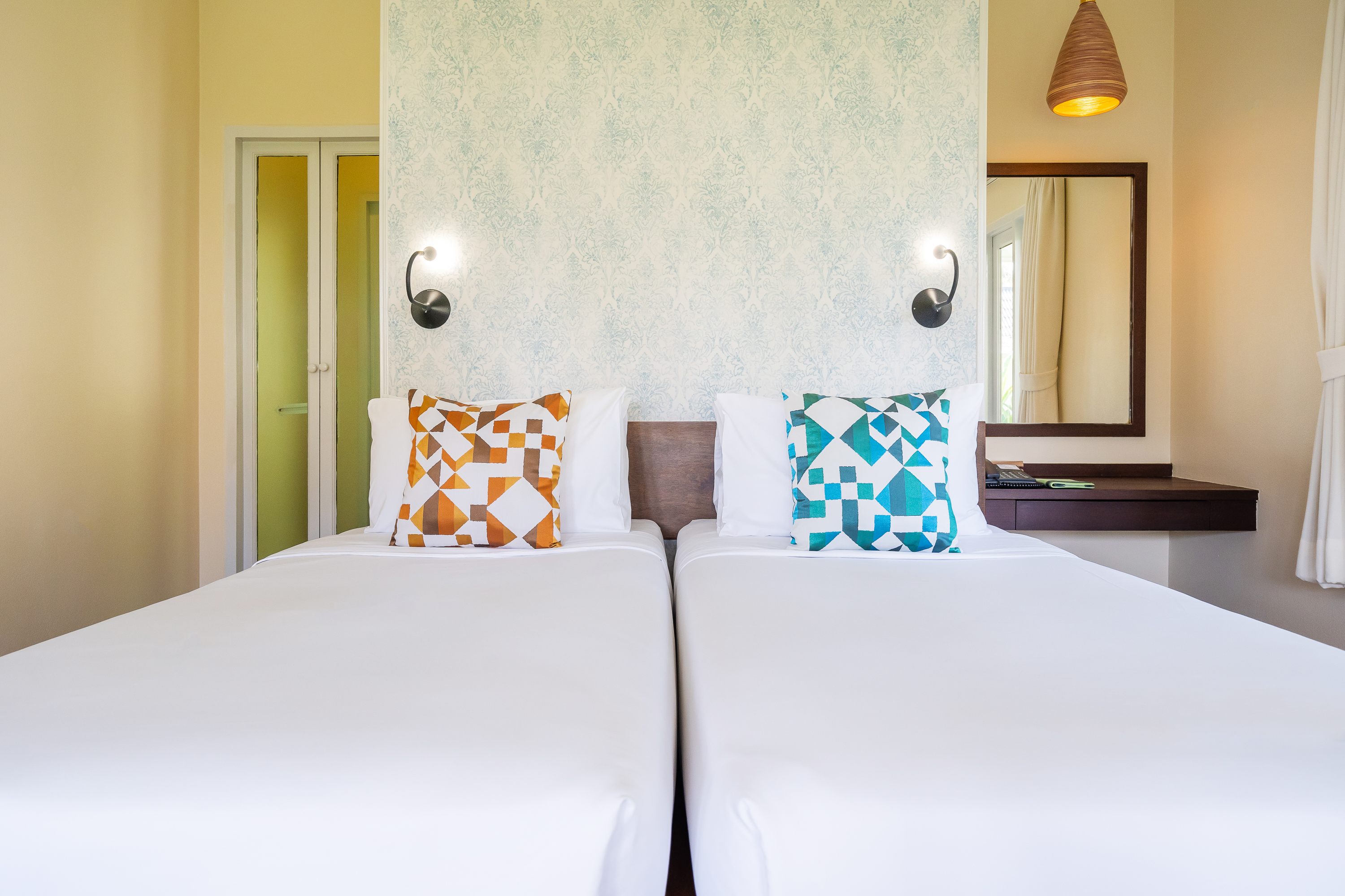 Double or Twin Deluxe