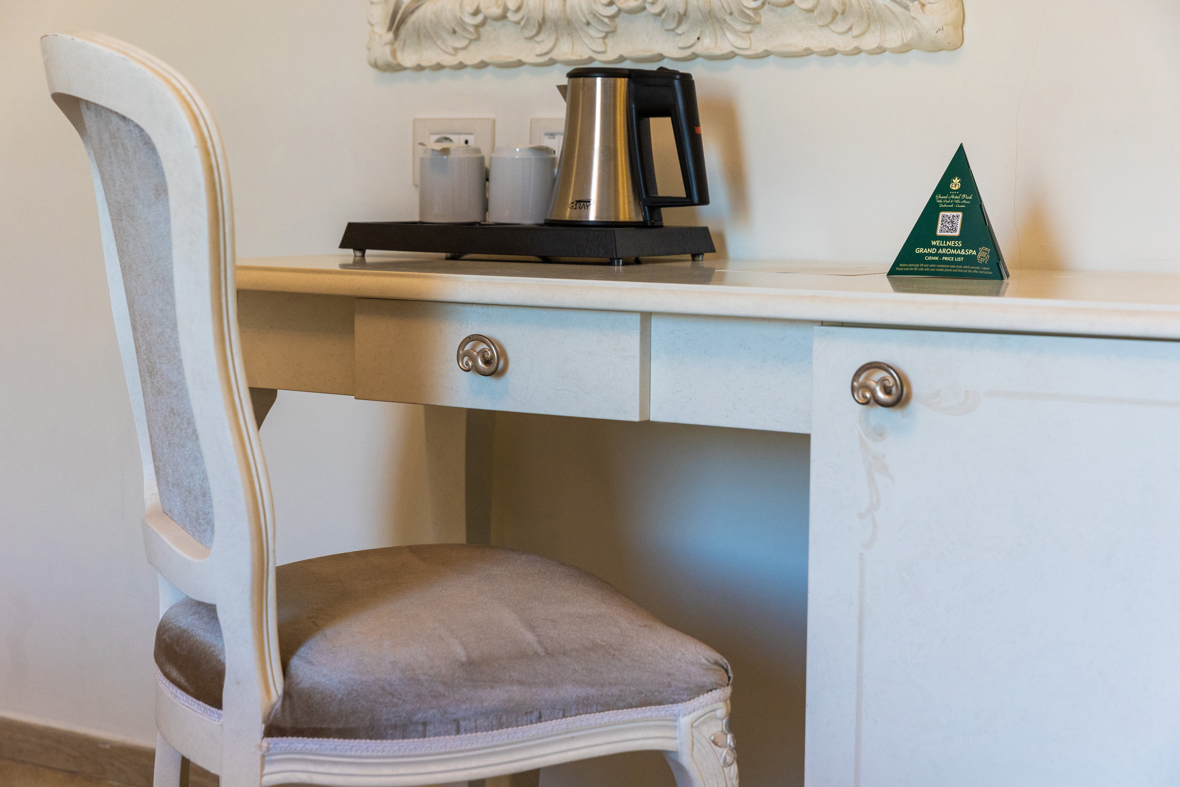 Double or Twin Economy