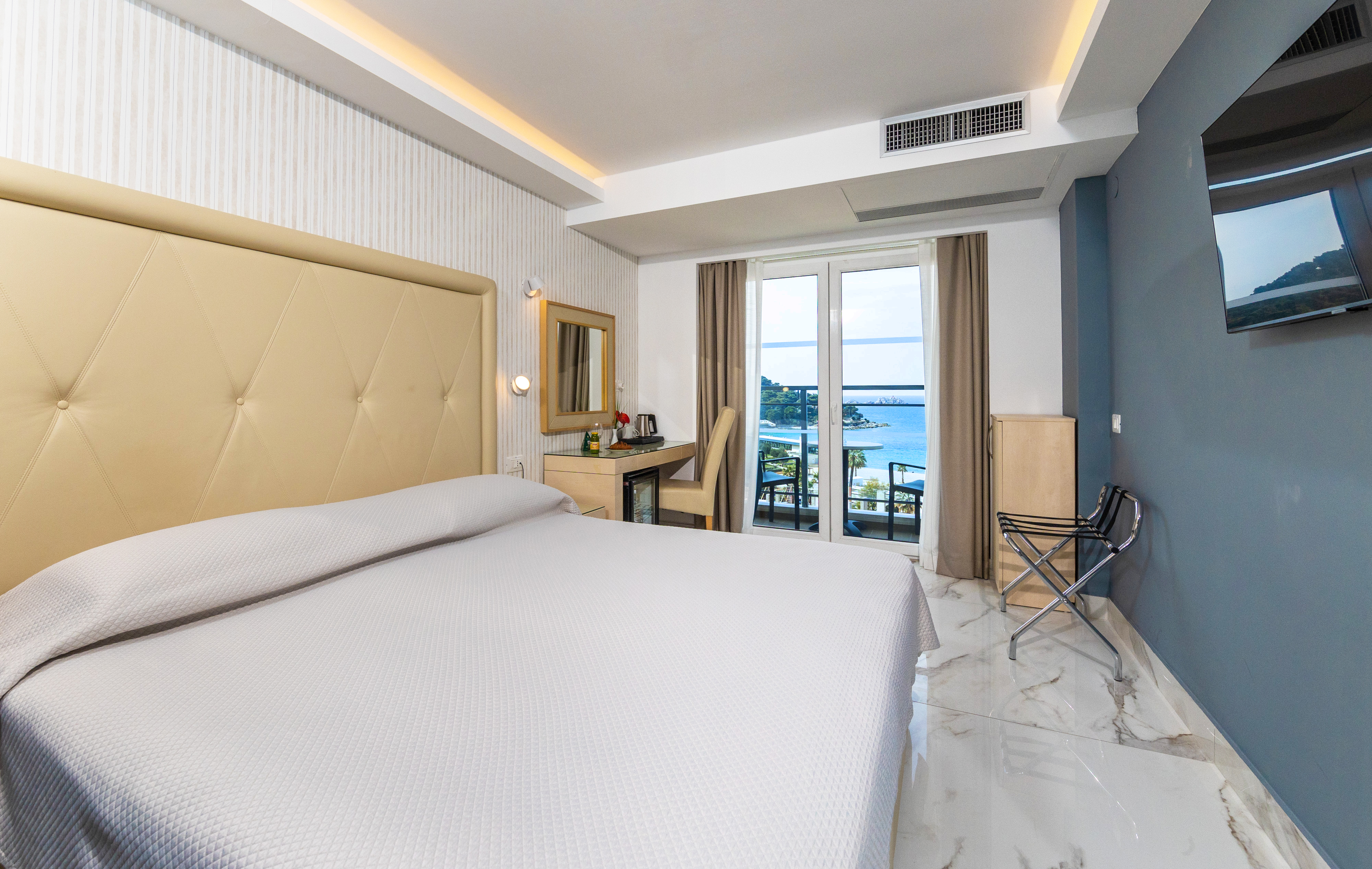Double Single Side Sea View
