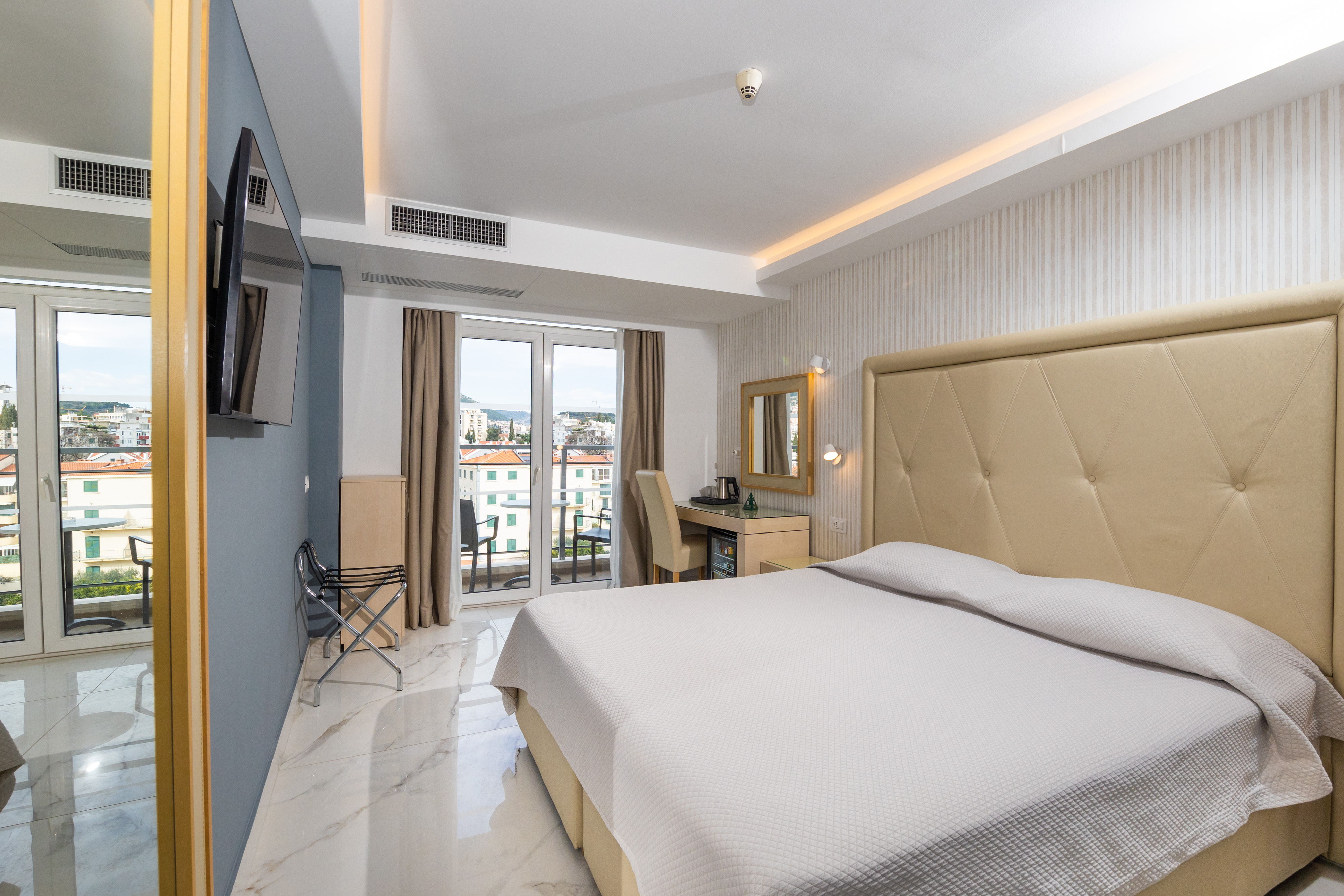 Double or Twin Park View with Balcony