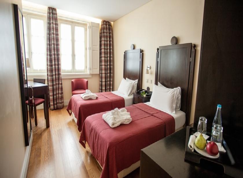 Double or Twin Standard