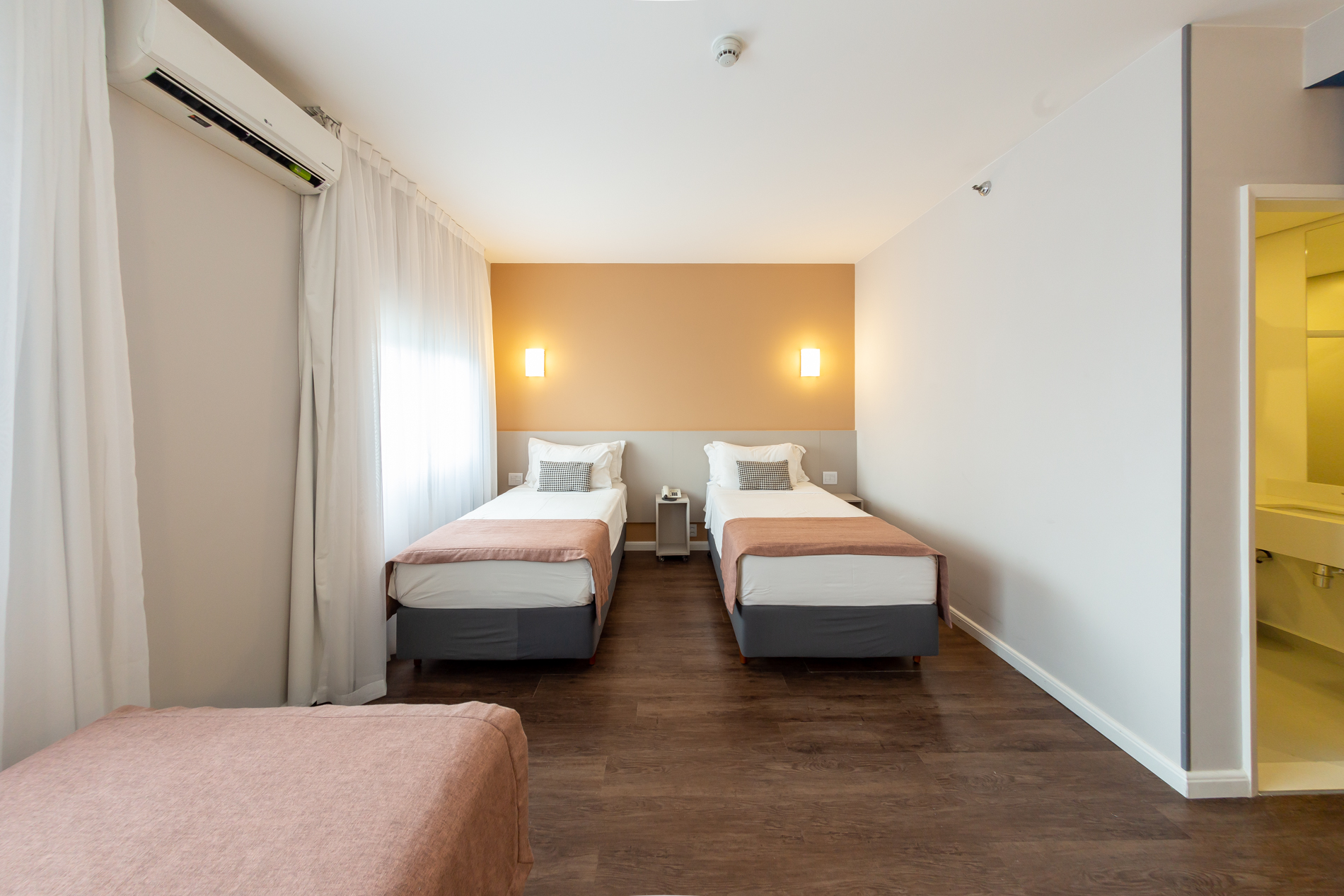 Family Room Three Beds