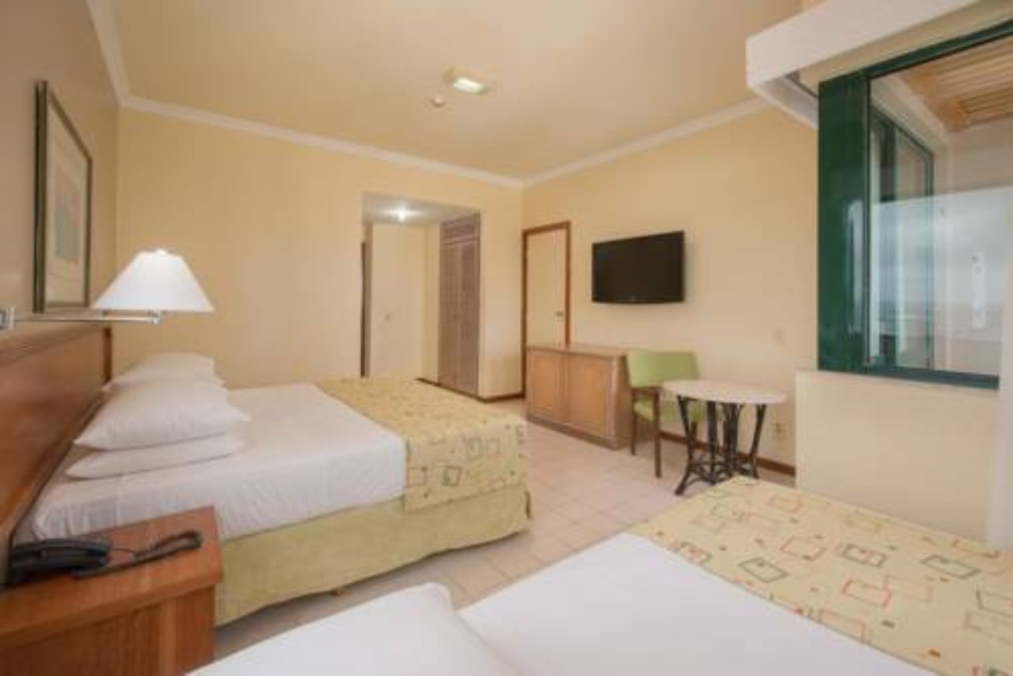 Double Superior Queen Bed