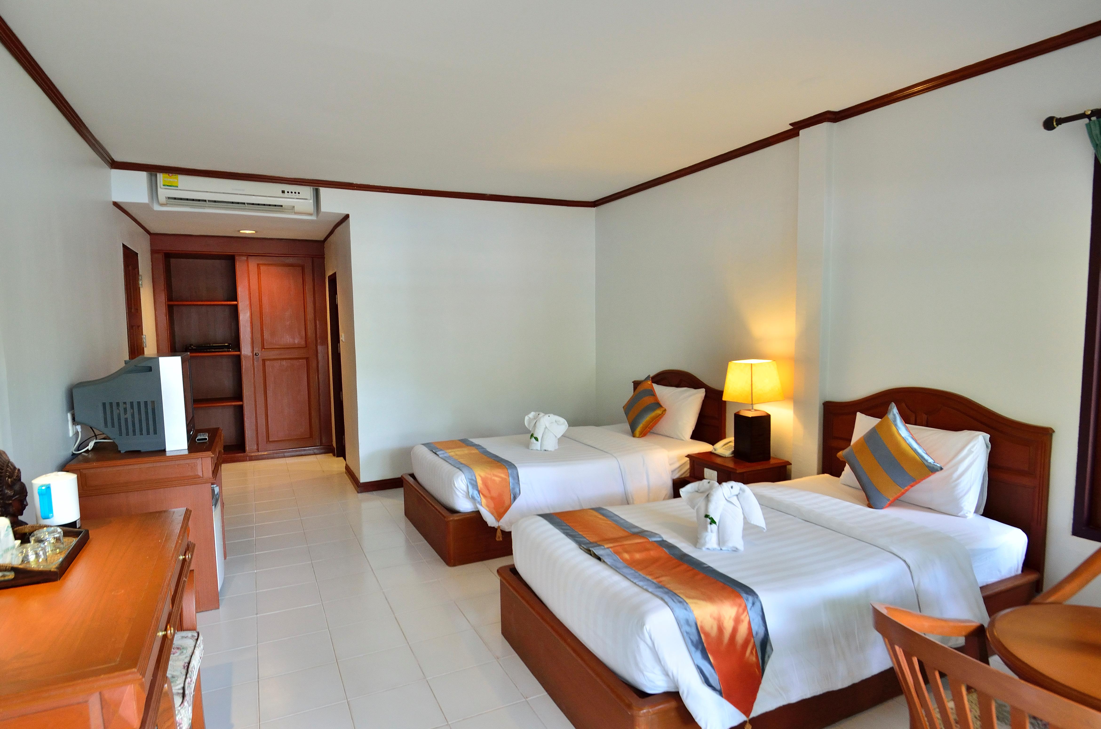 Double or Twin Standard