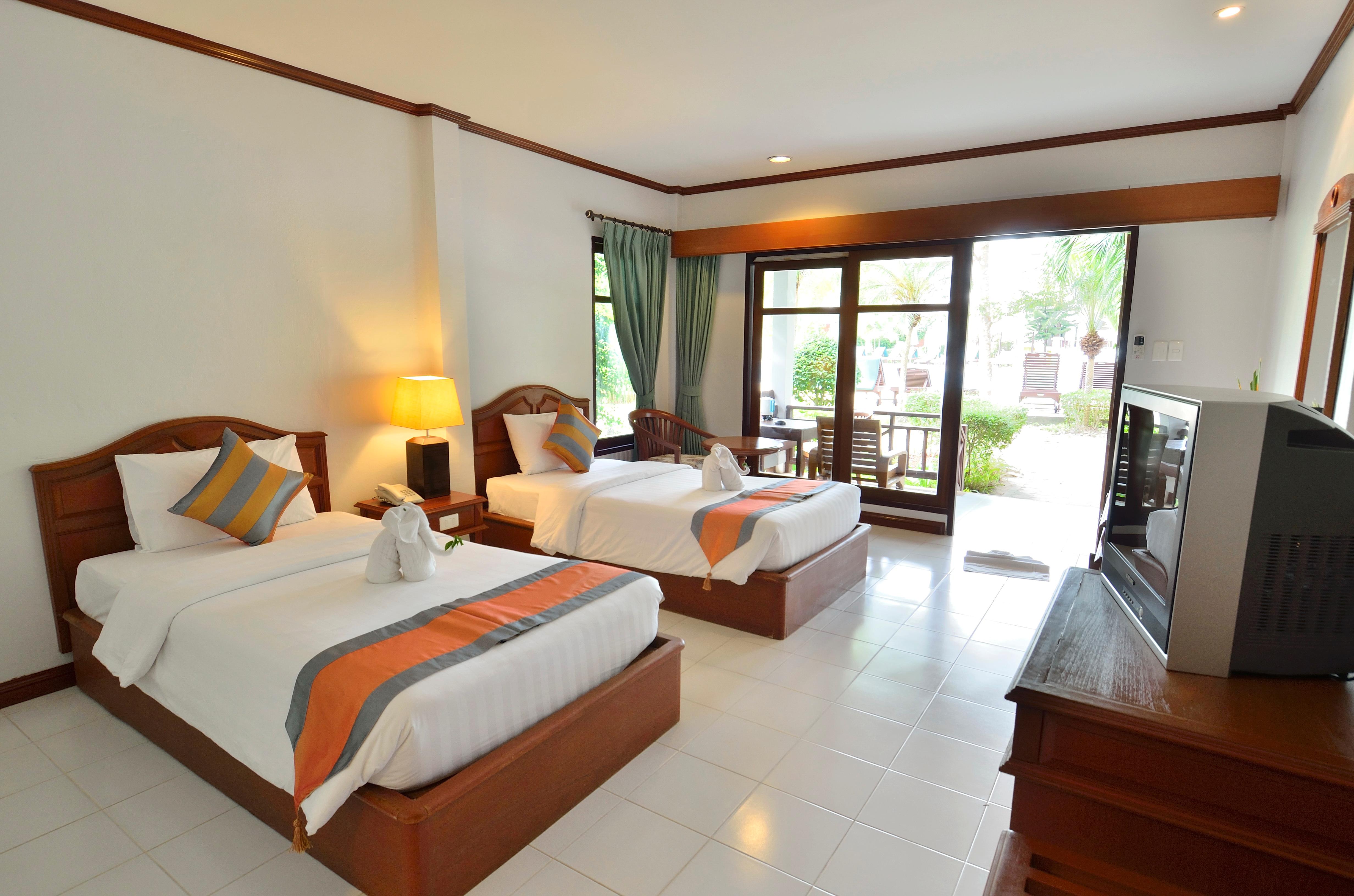 Double or Twin Standard