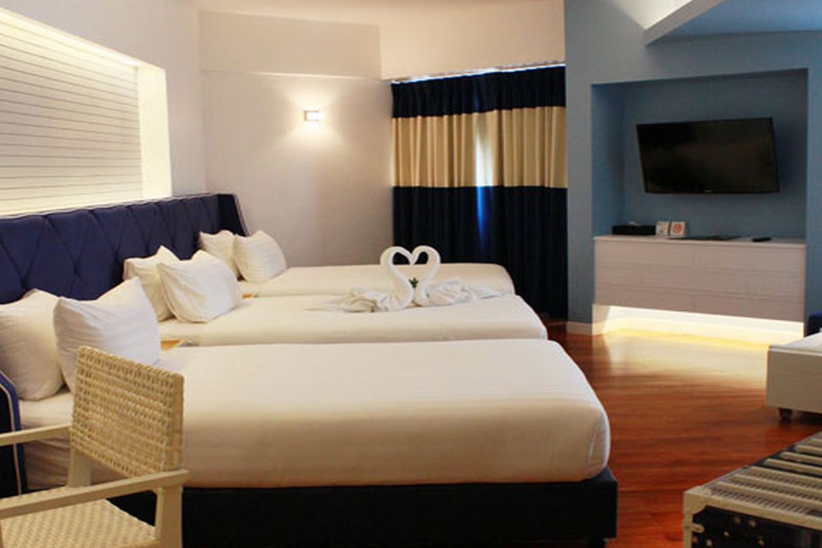 Double or Twin Deluxe