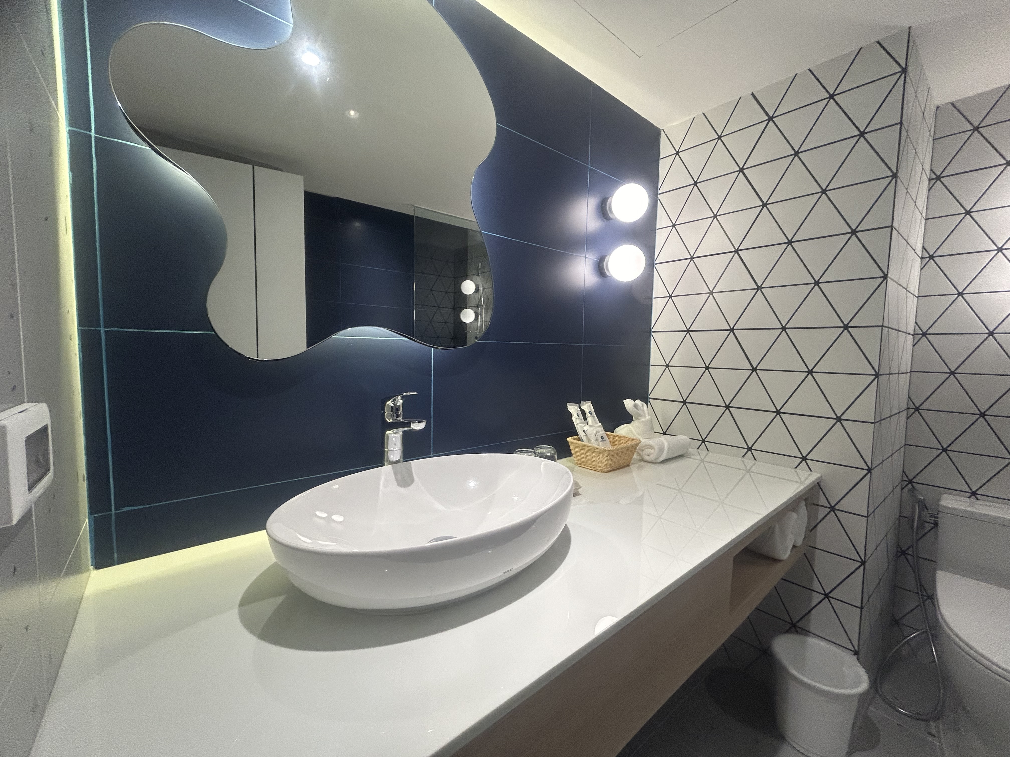 Double or Twin Deluxe