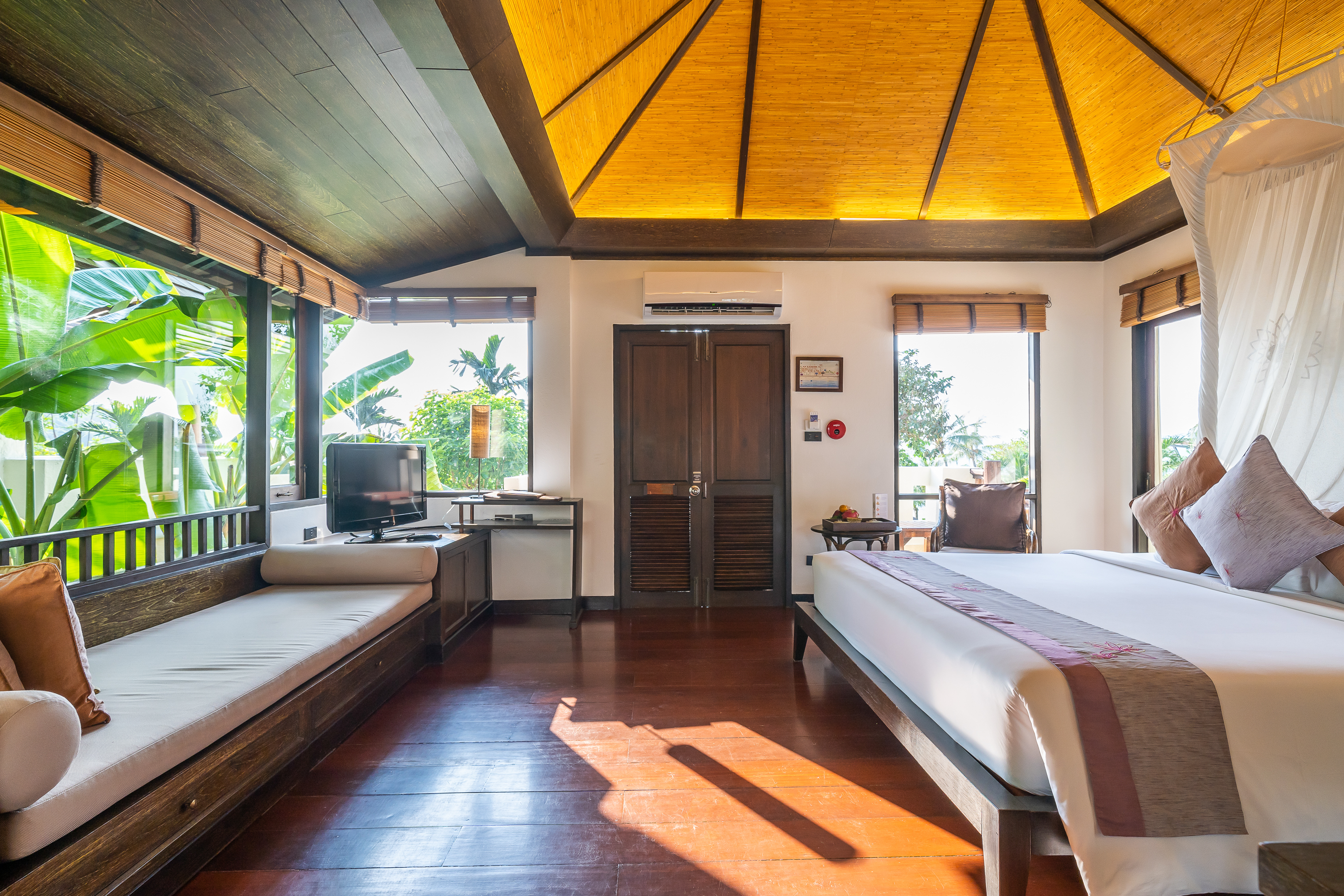 Chalet Deluxe Mountain View