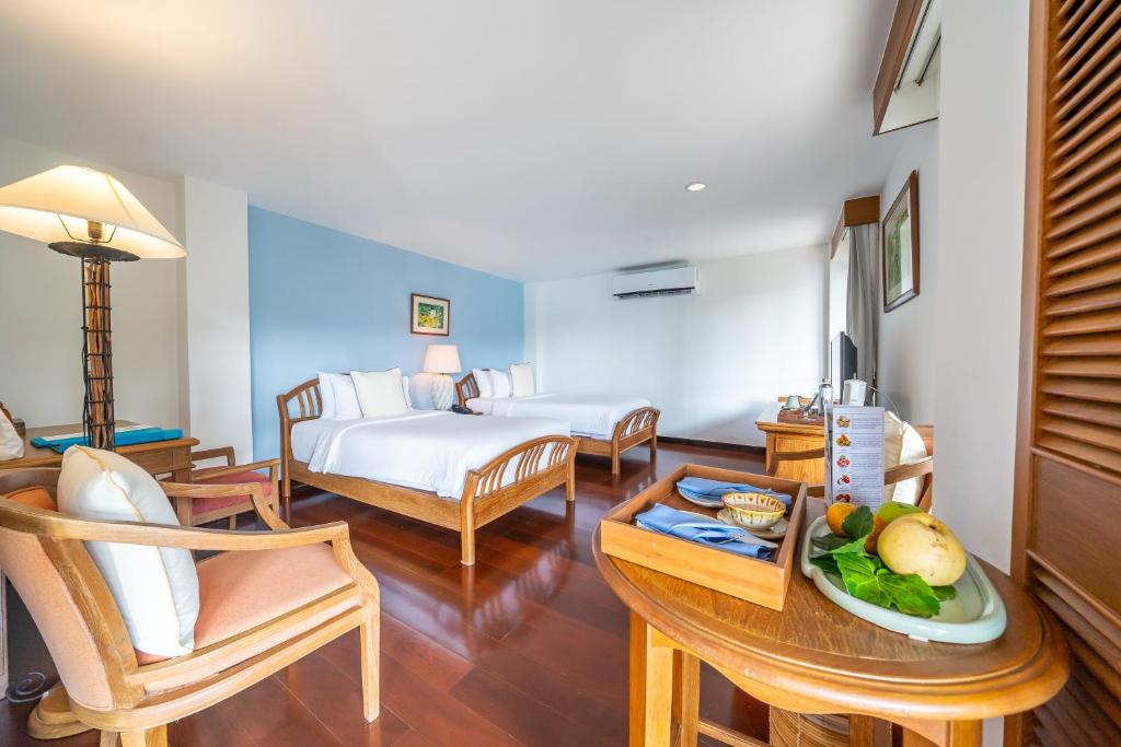 Double or Twin Classic Mountain View