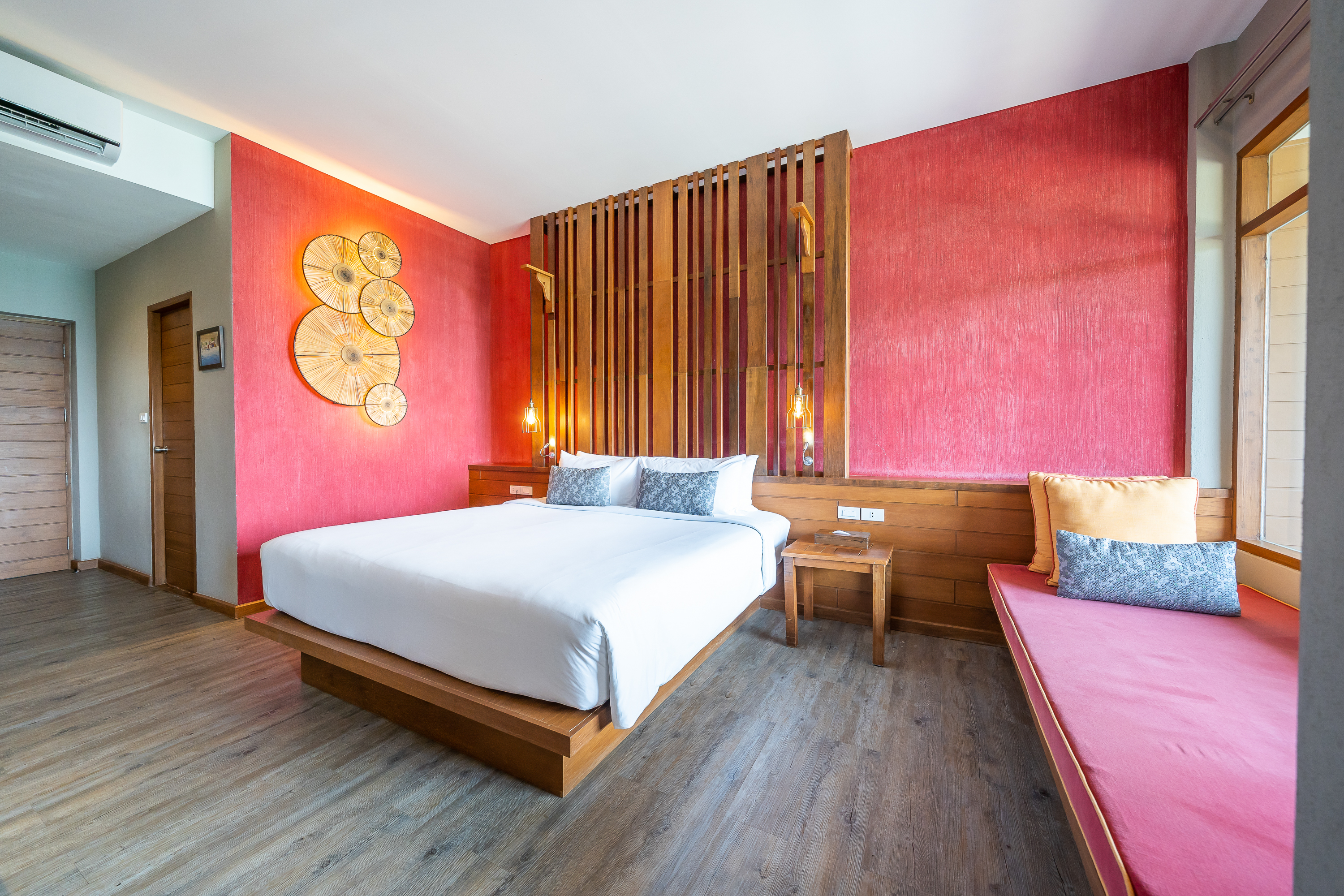 Double or Twin Deluxe Mountain View