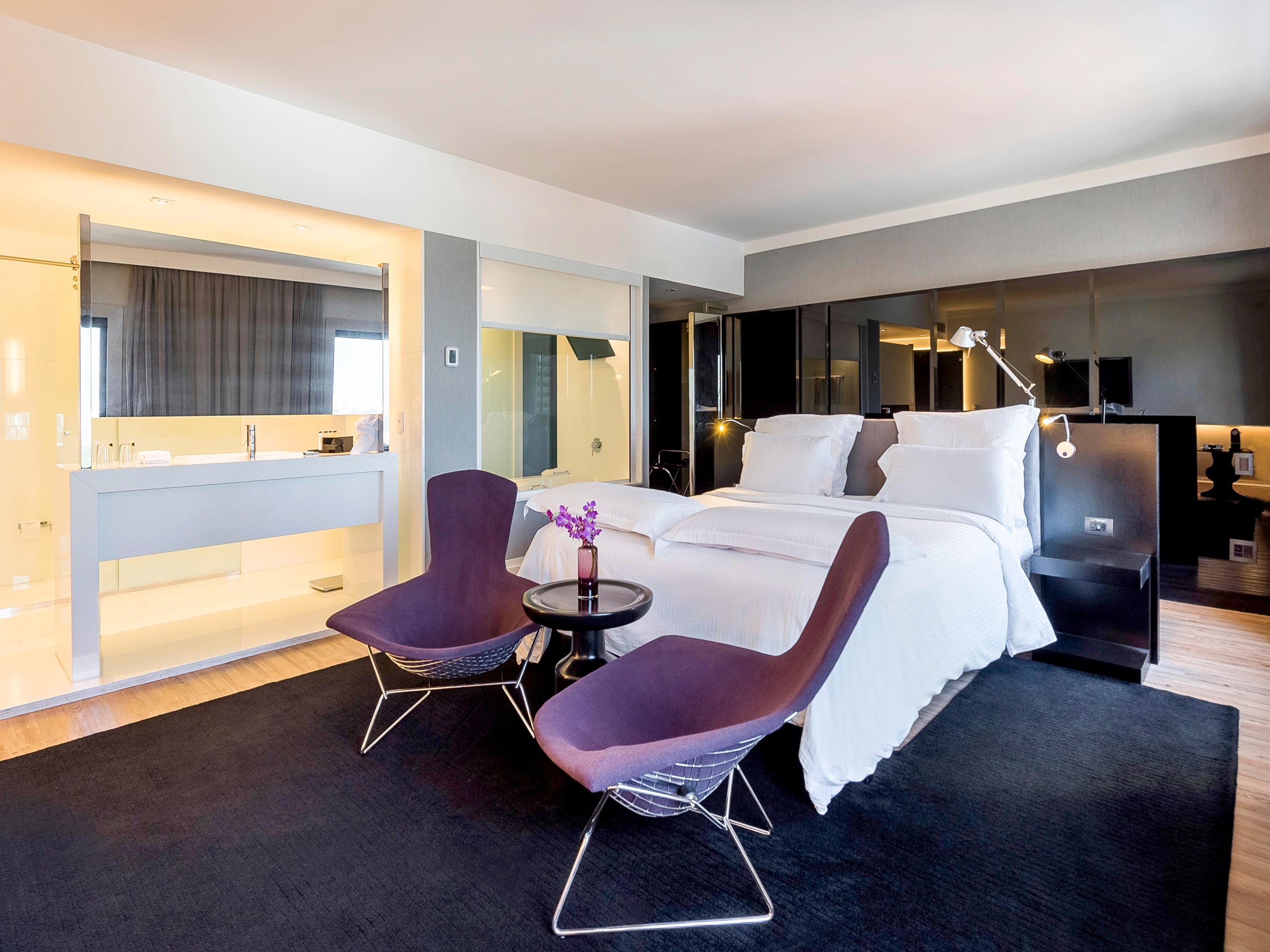 Double Queen Size Bed