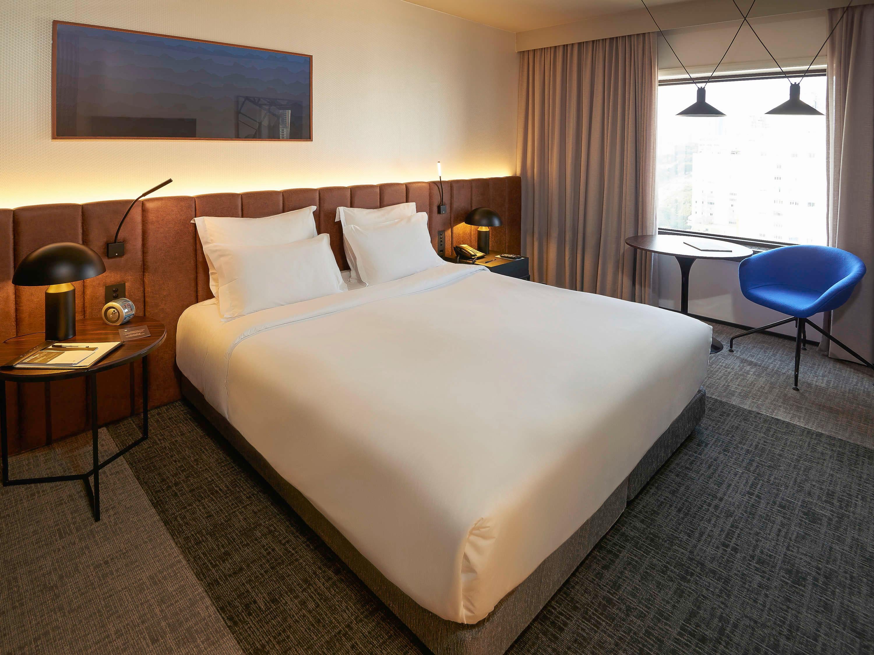 Double Queen Size Bed