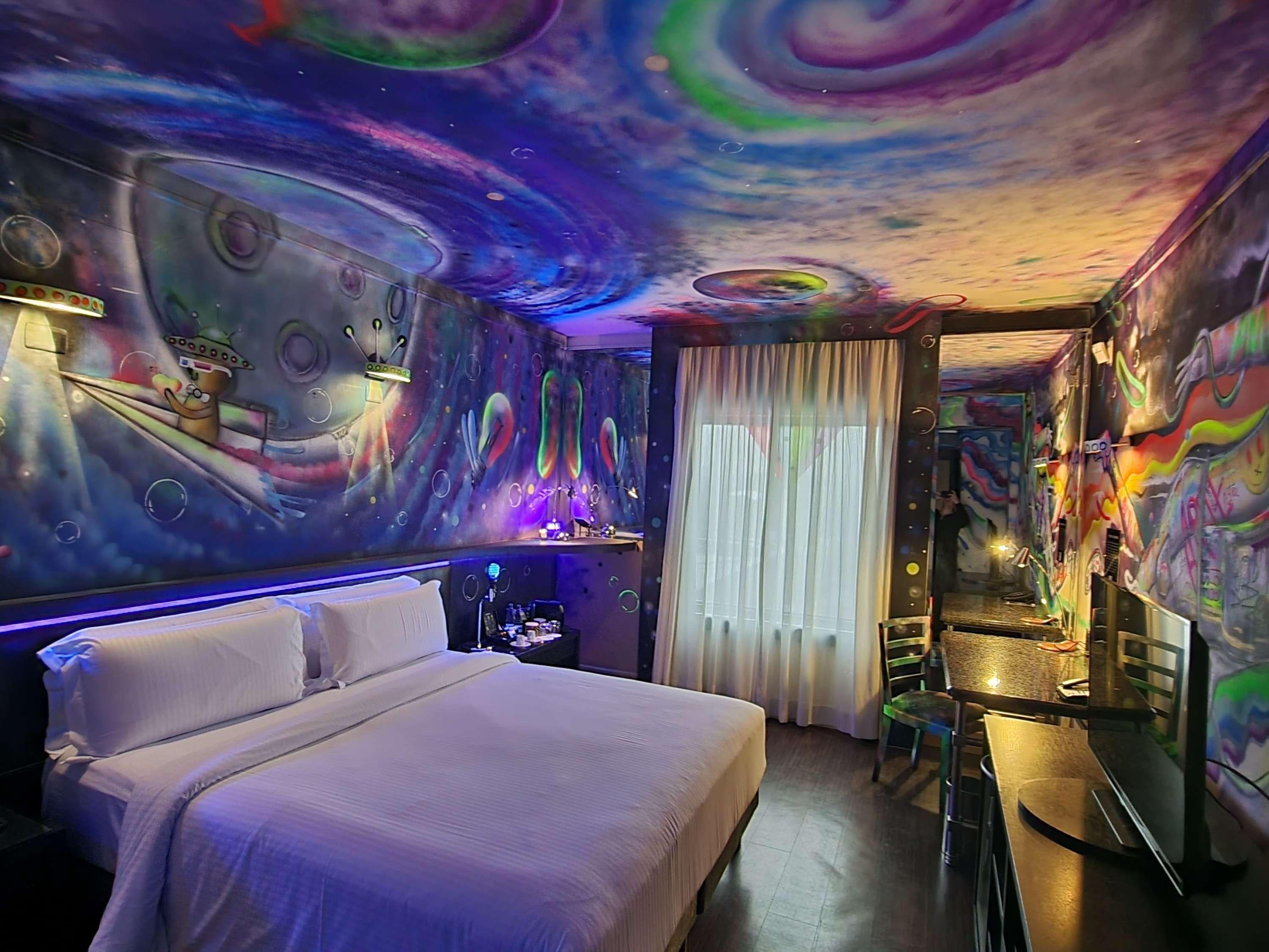 Double Queen Size Bed