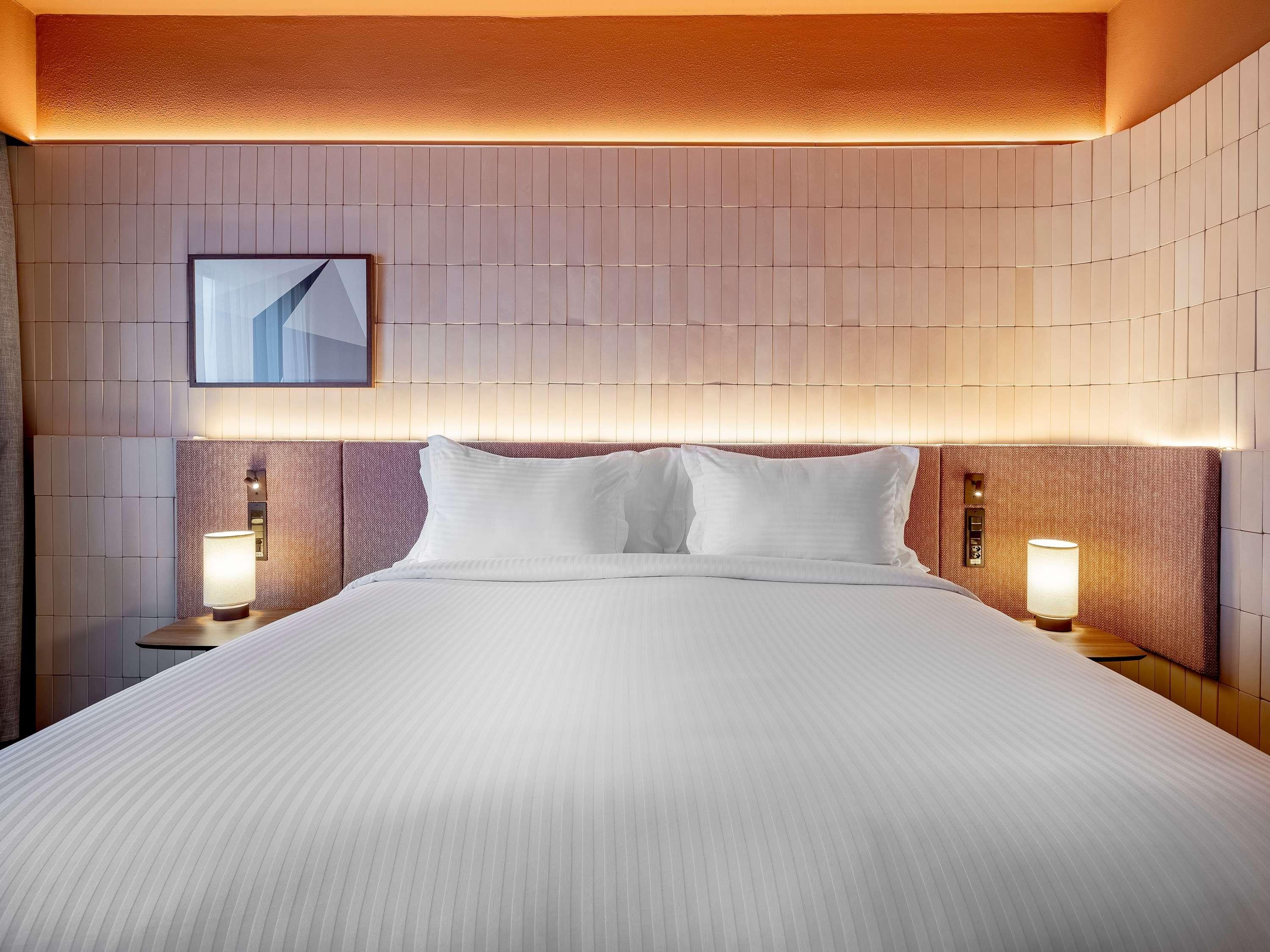 Double Queen Size Bed