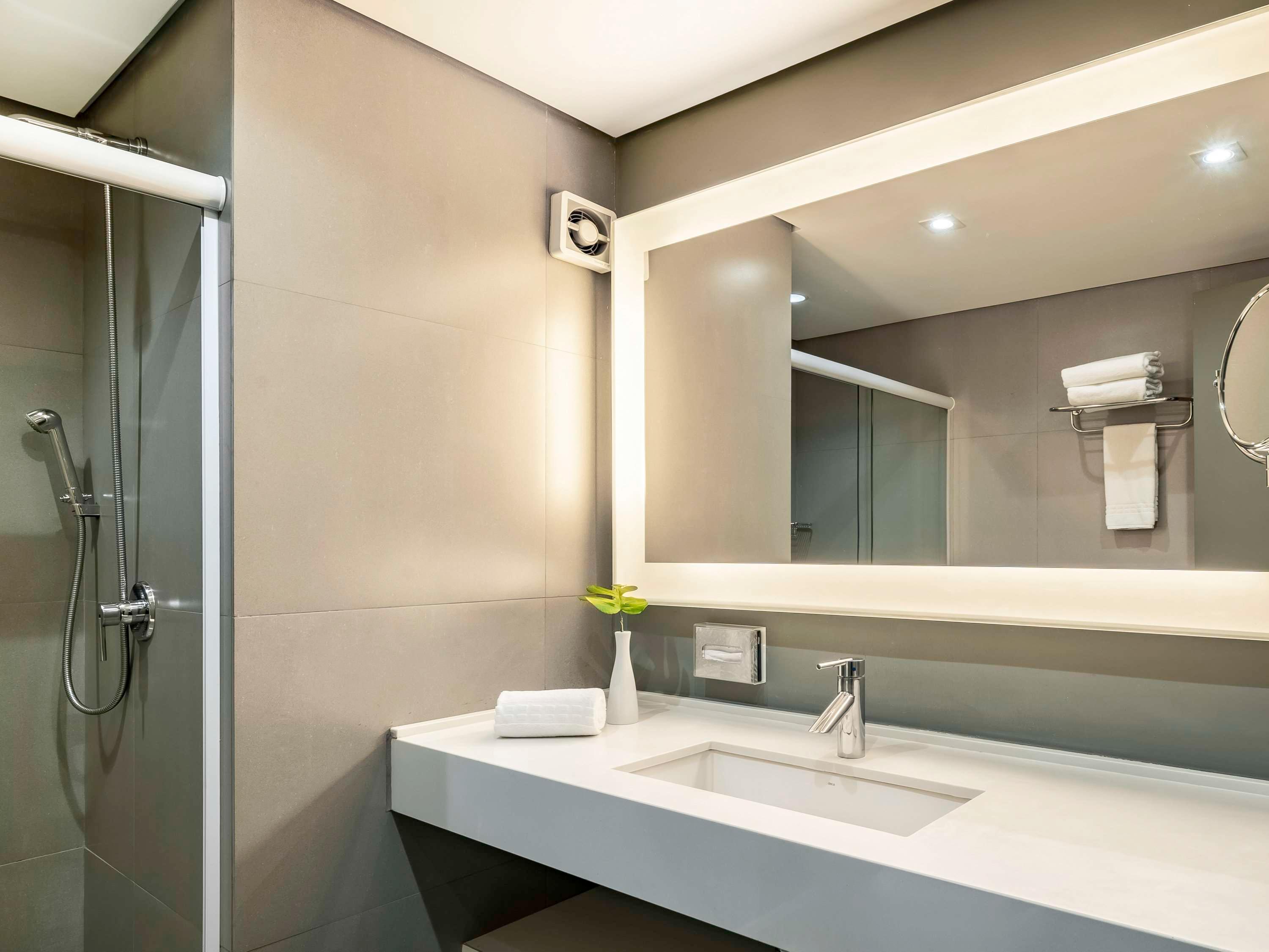 Twin Executive Superior