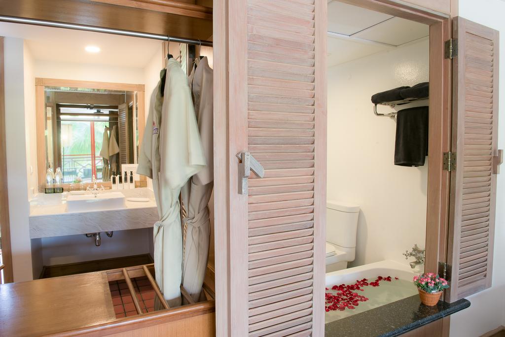 Double or Twin Executive