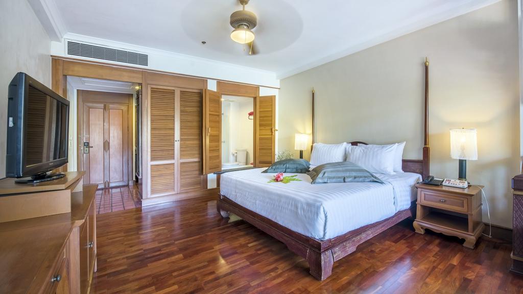 Double or Twin Executive