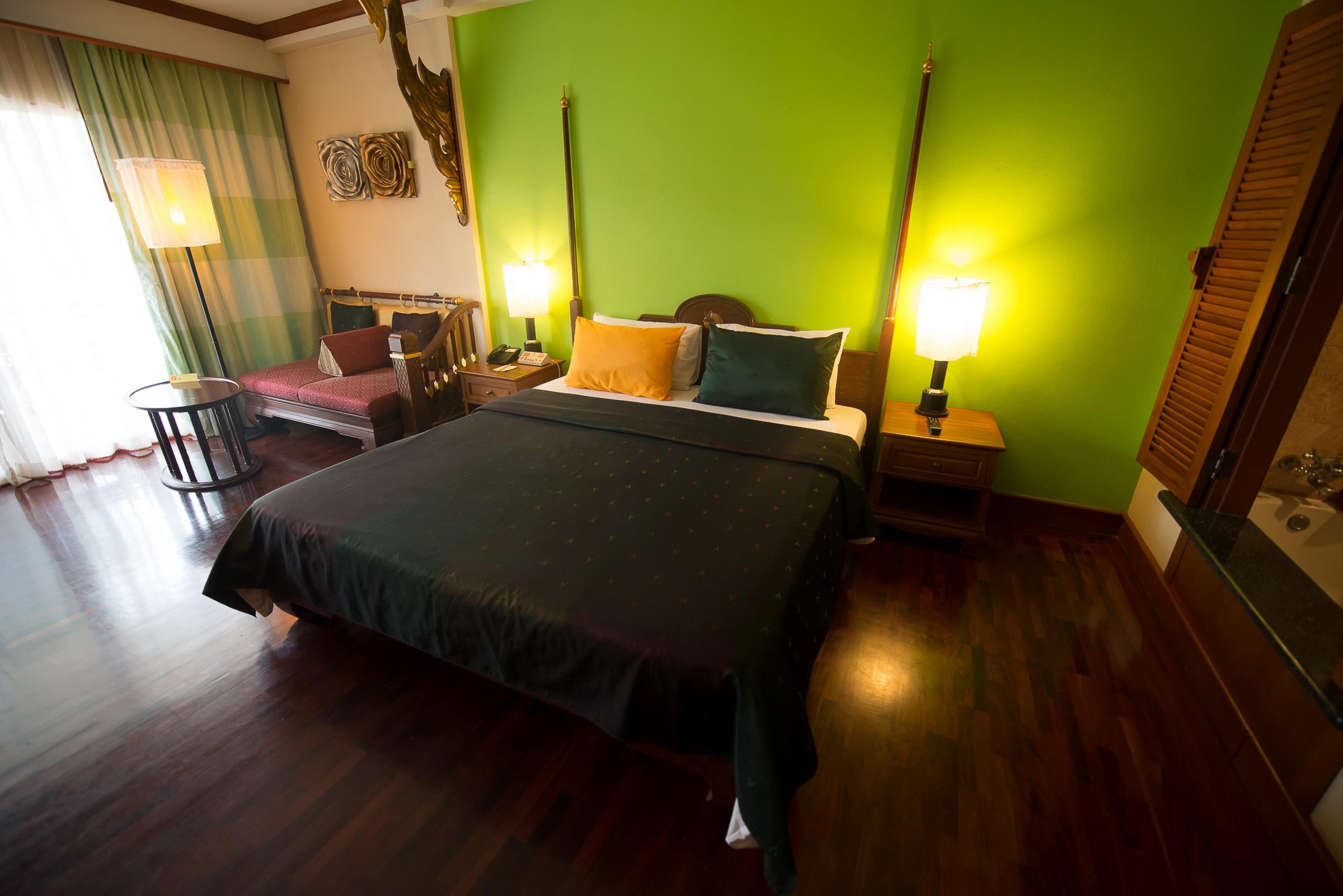 Double or Twin Deluxe