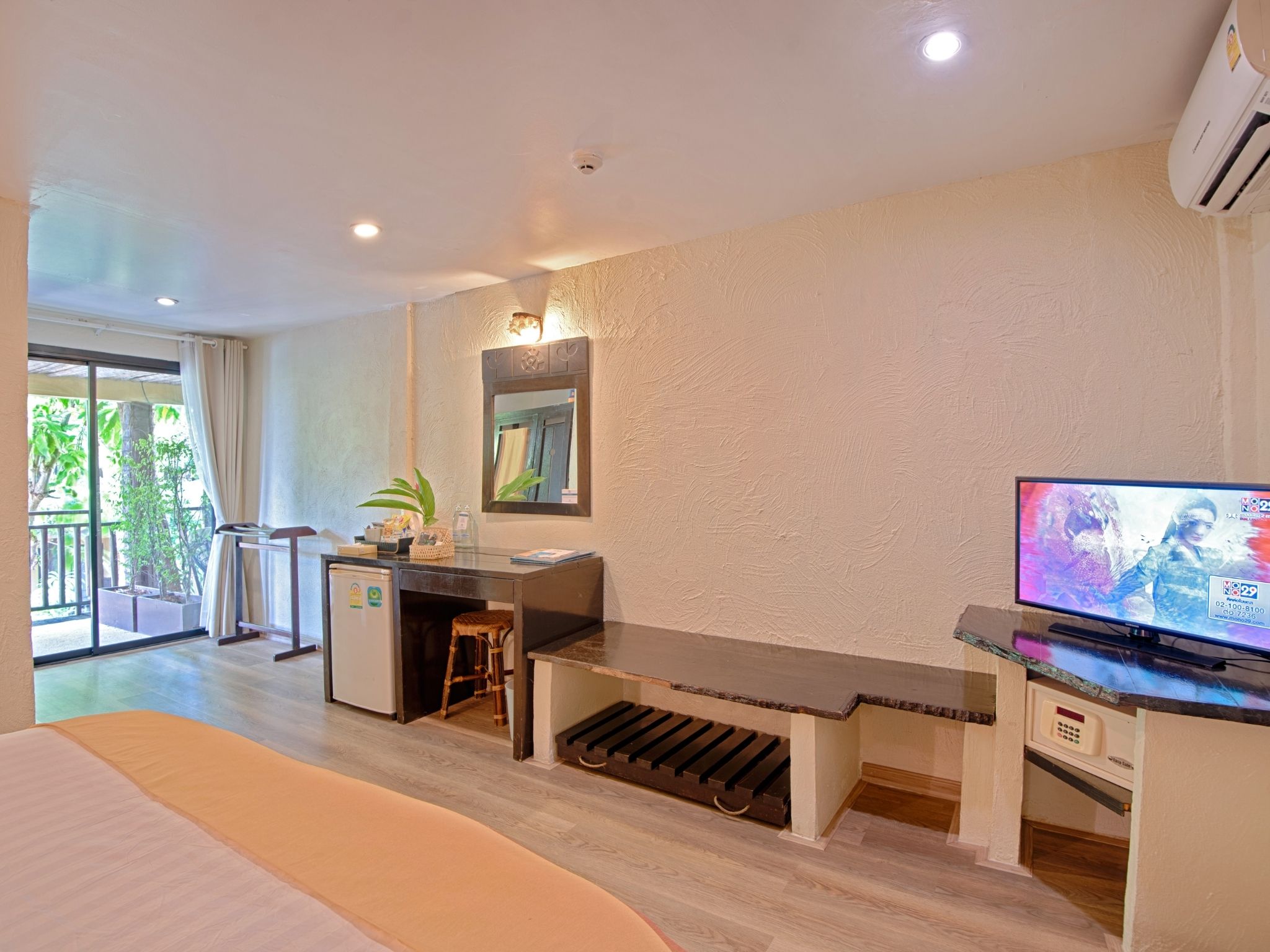 Double or Twin Deluxe