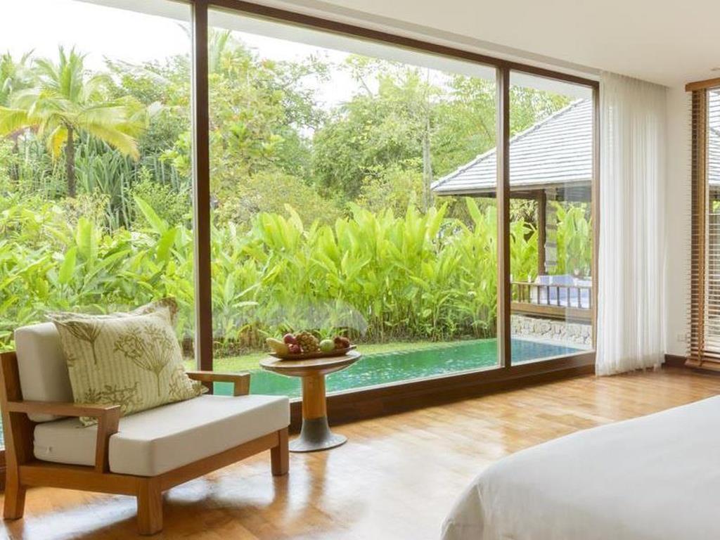 Double with Private Pool