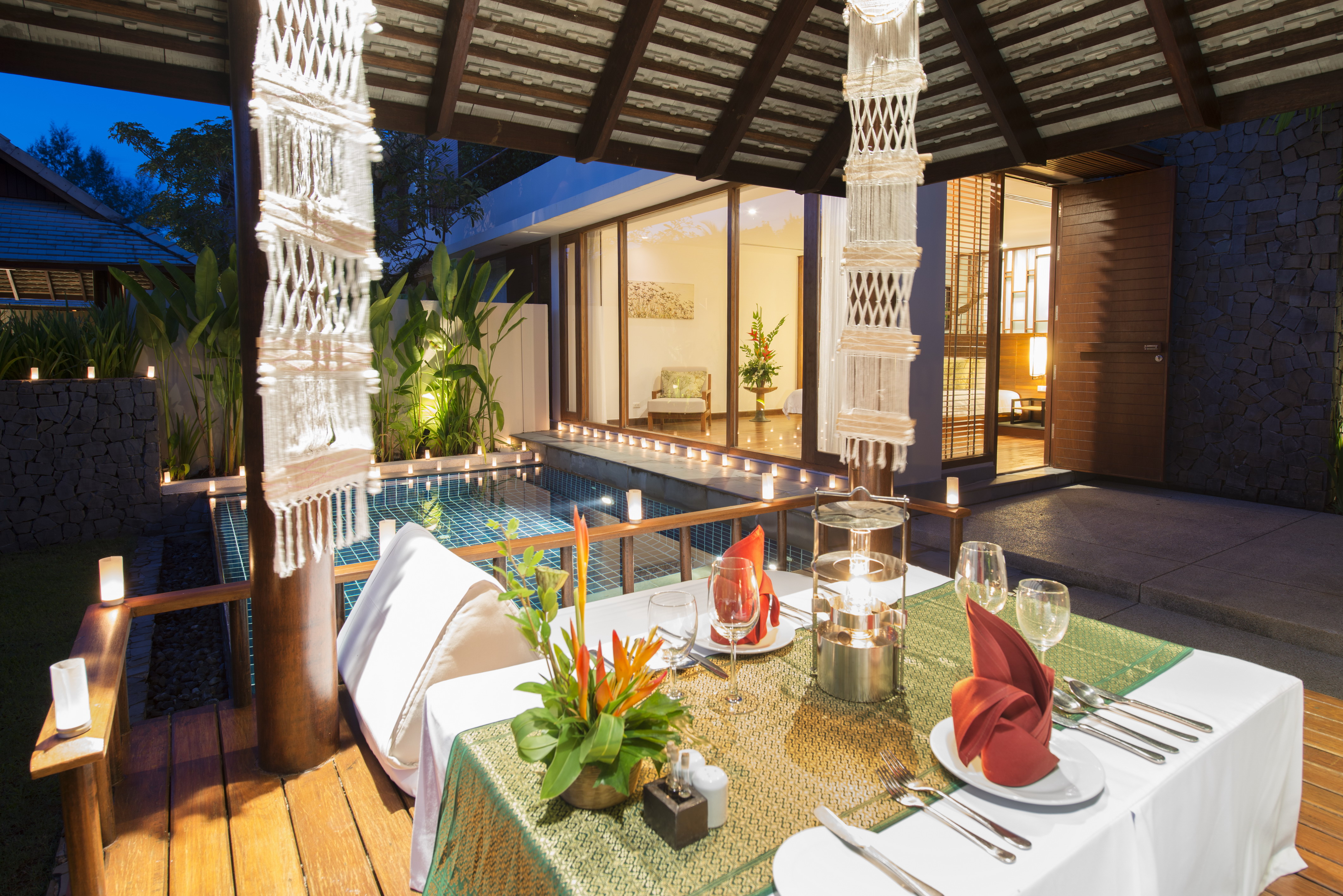 Double with Private Pool