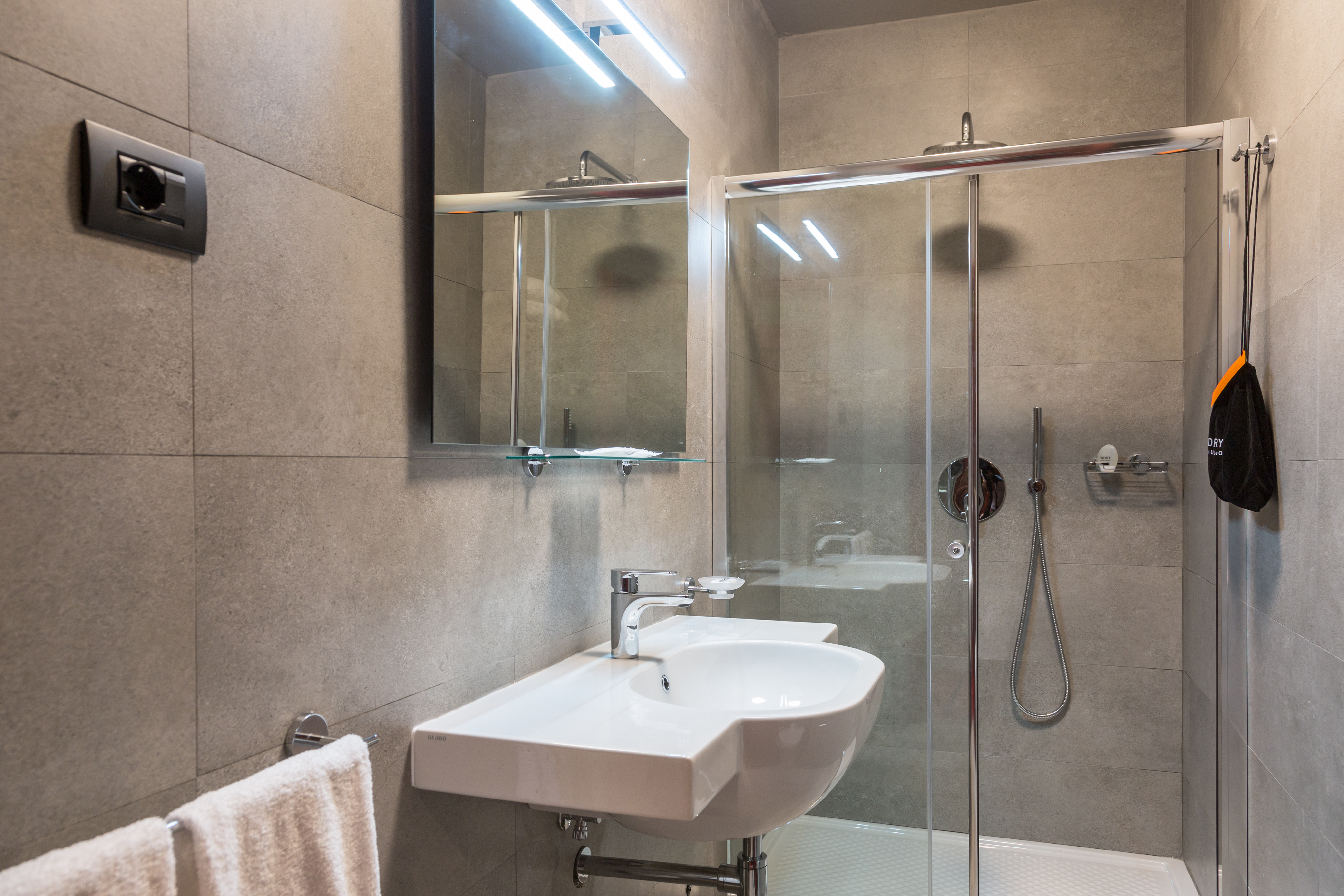 Double Single Superior