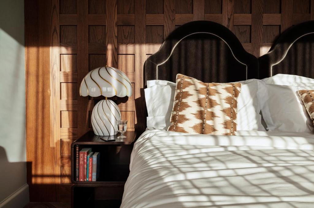 Double Single with Terrace