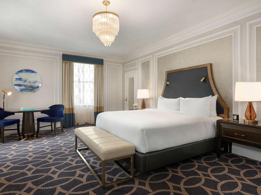 Double Executive King Bed