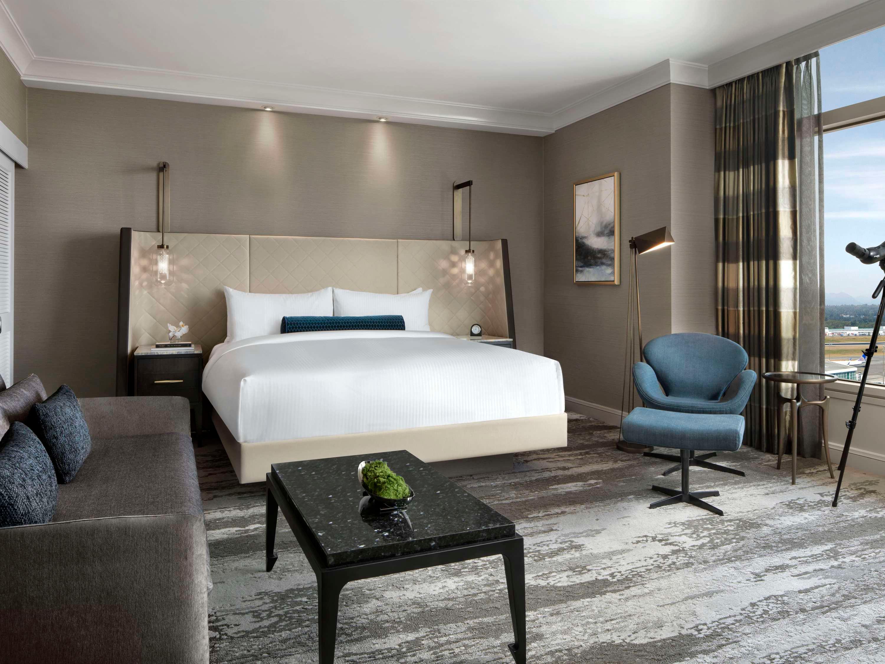 Junior Suite King Size Bed