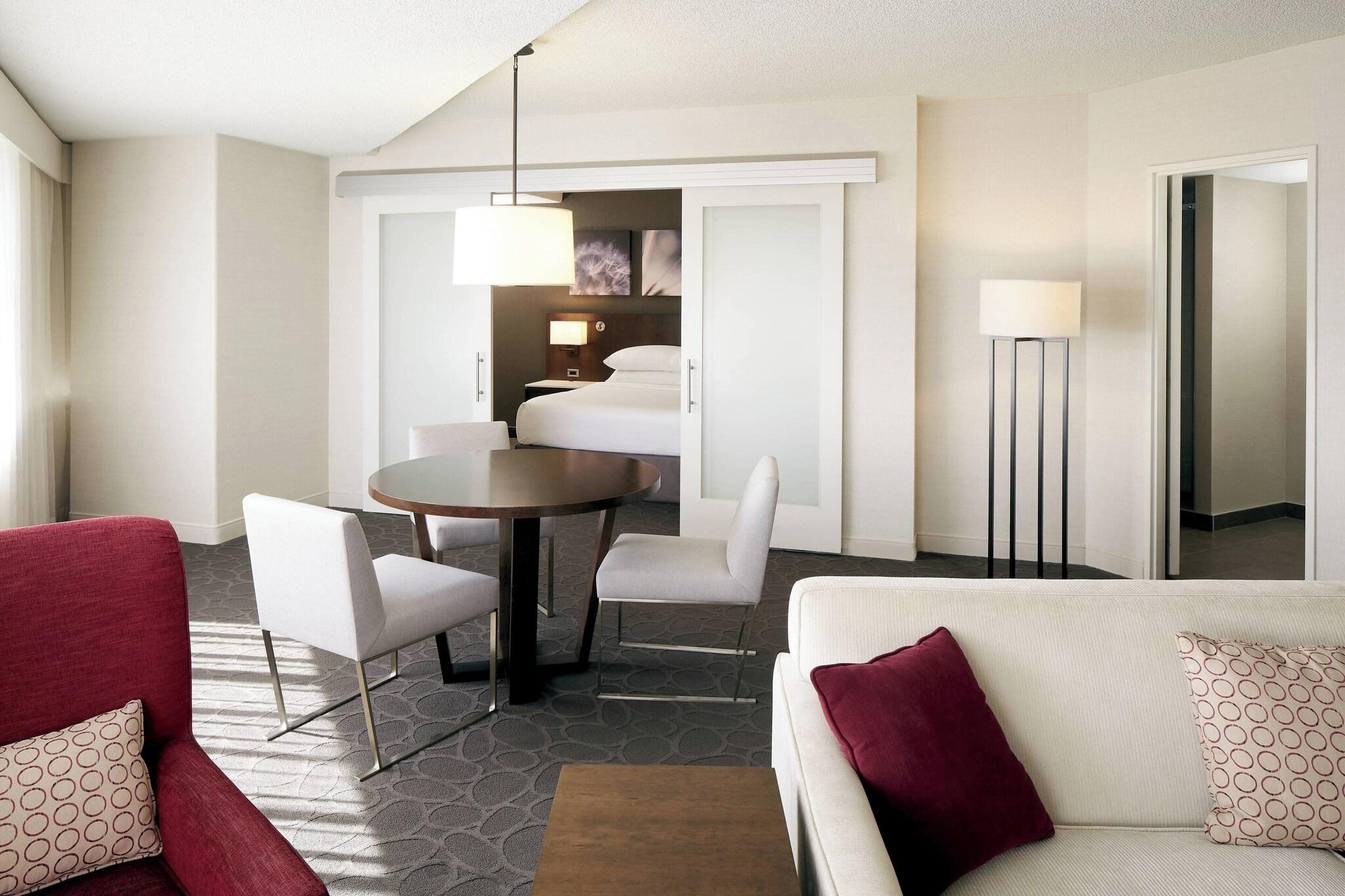 Junior Suite King Bed One Bedroom 