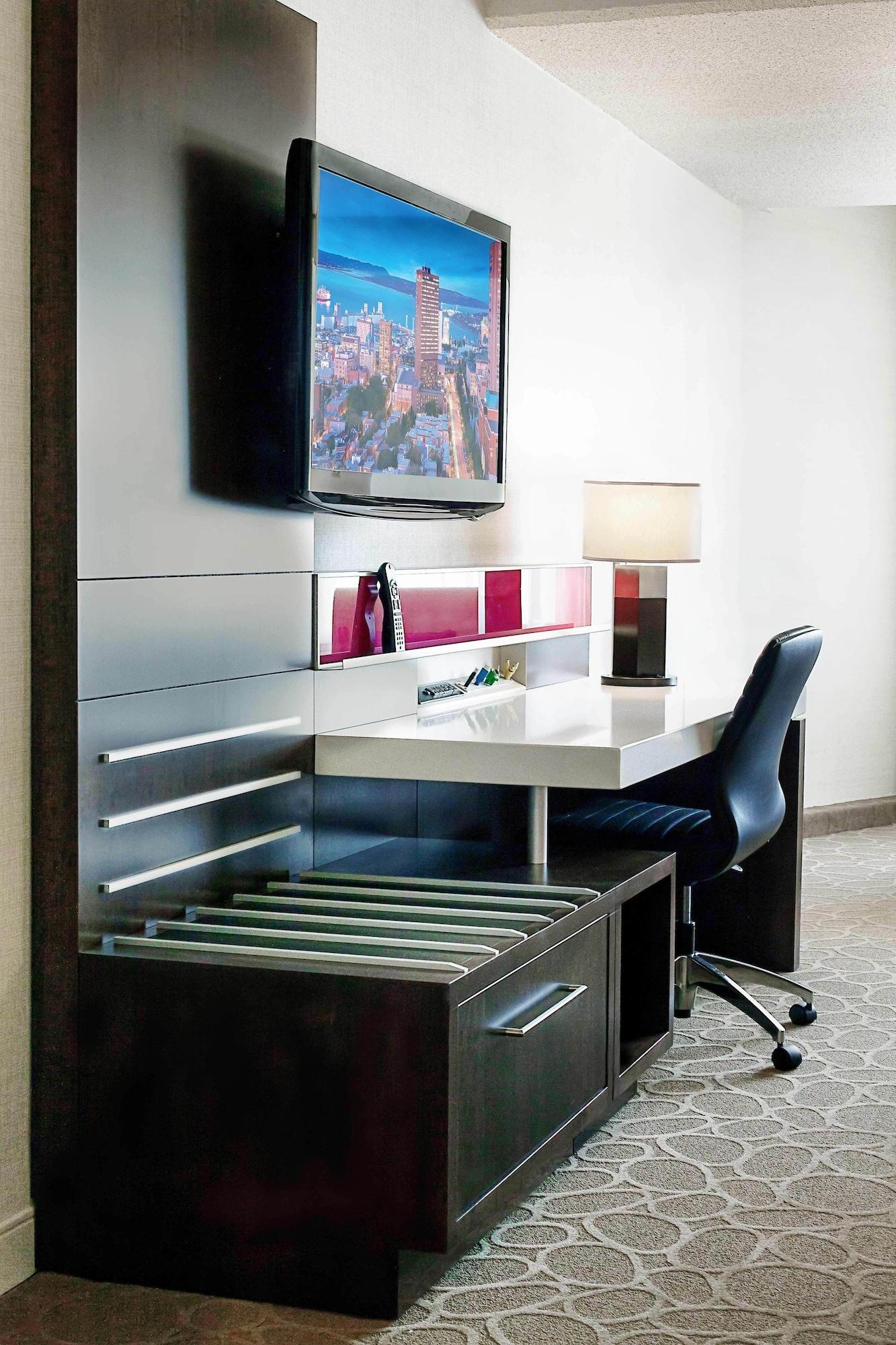 Double Two Queen Beds