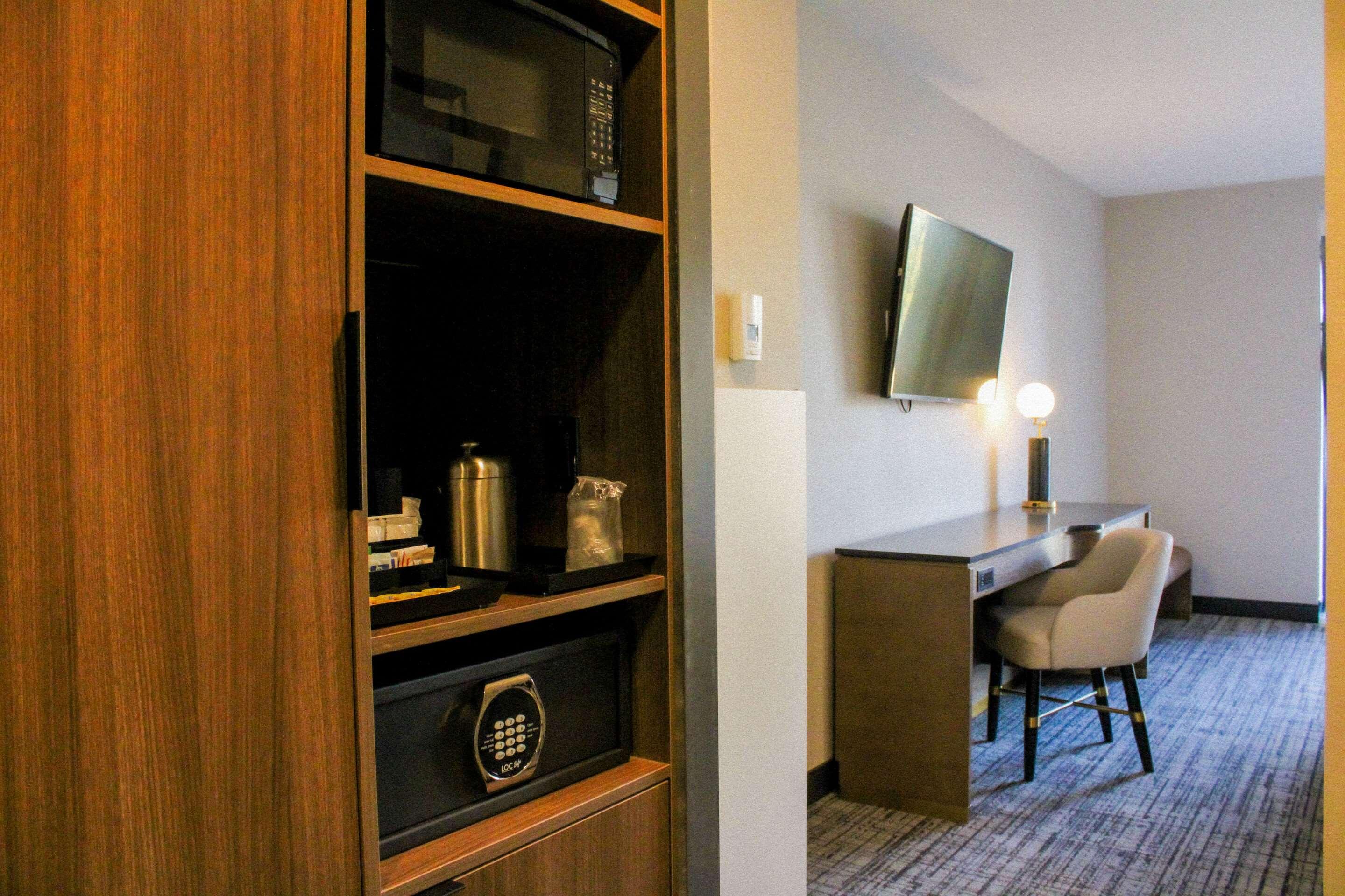 Double Accessible King Size Bed