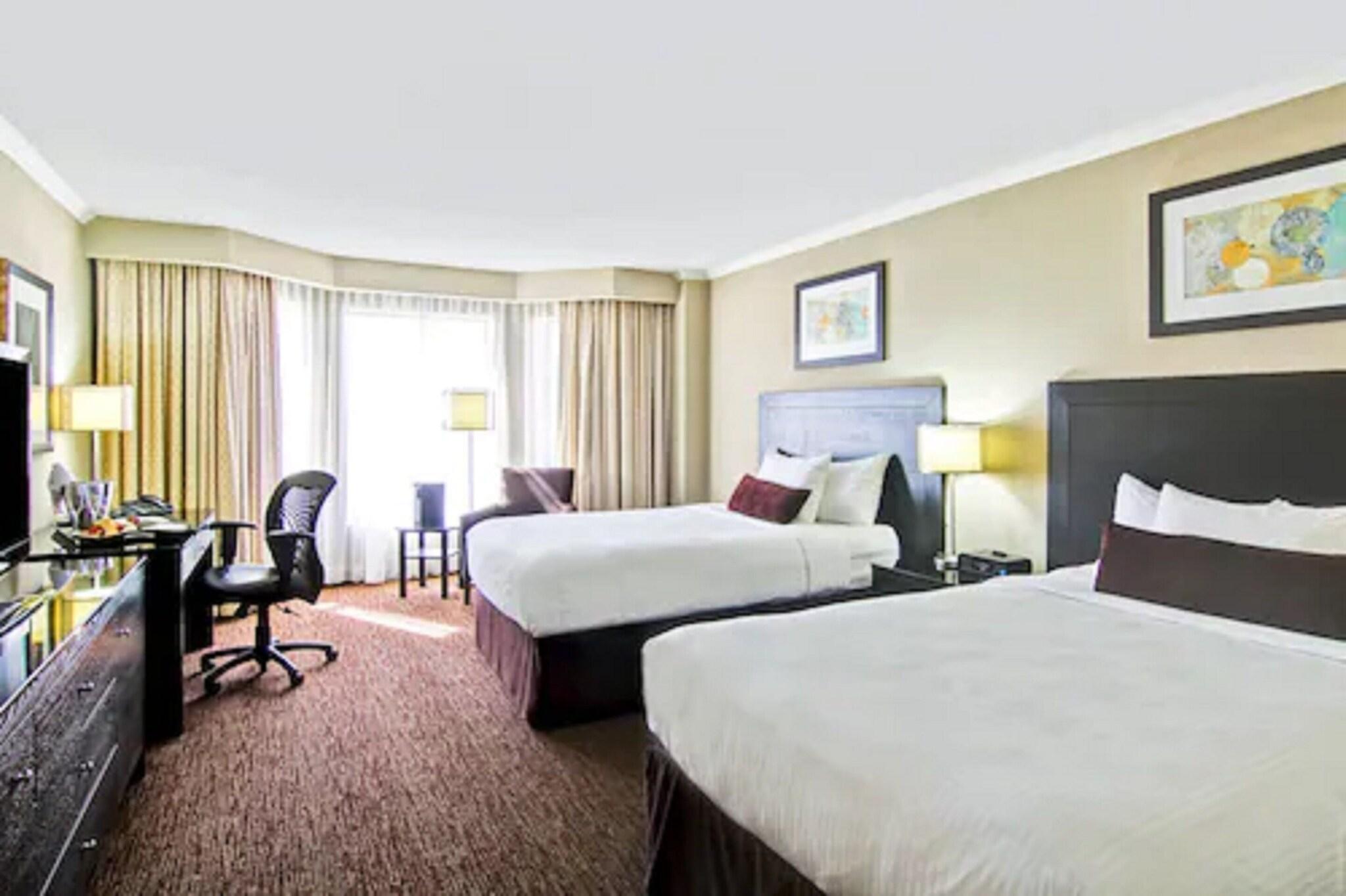 Quadruple Deluxe Two Double Beds