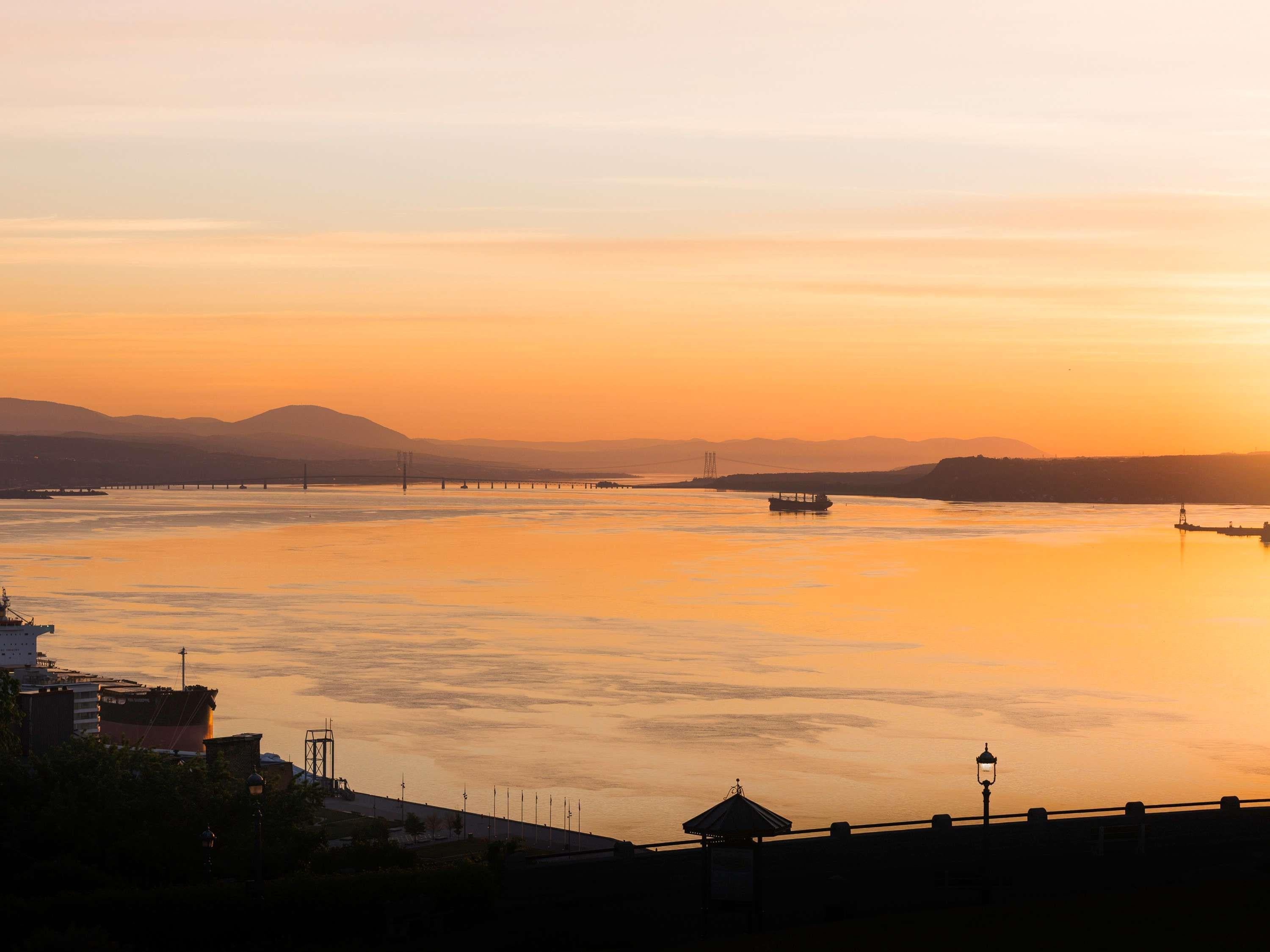 Room Deluxe King Bed