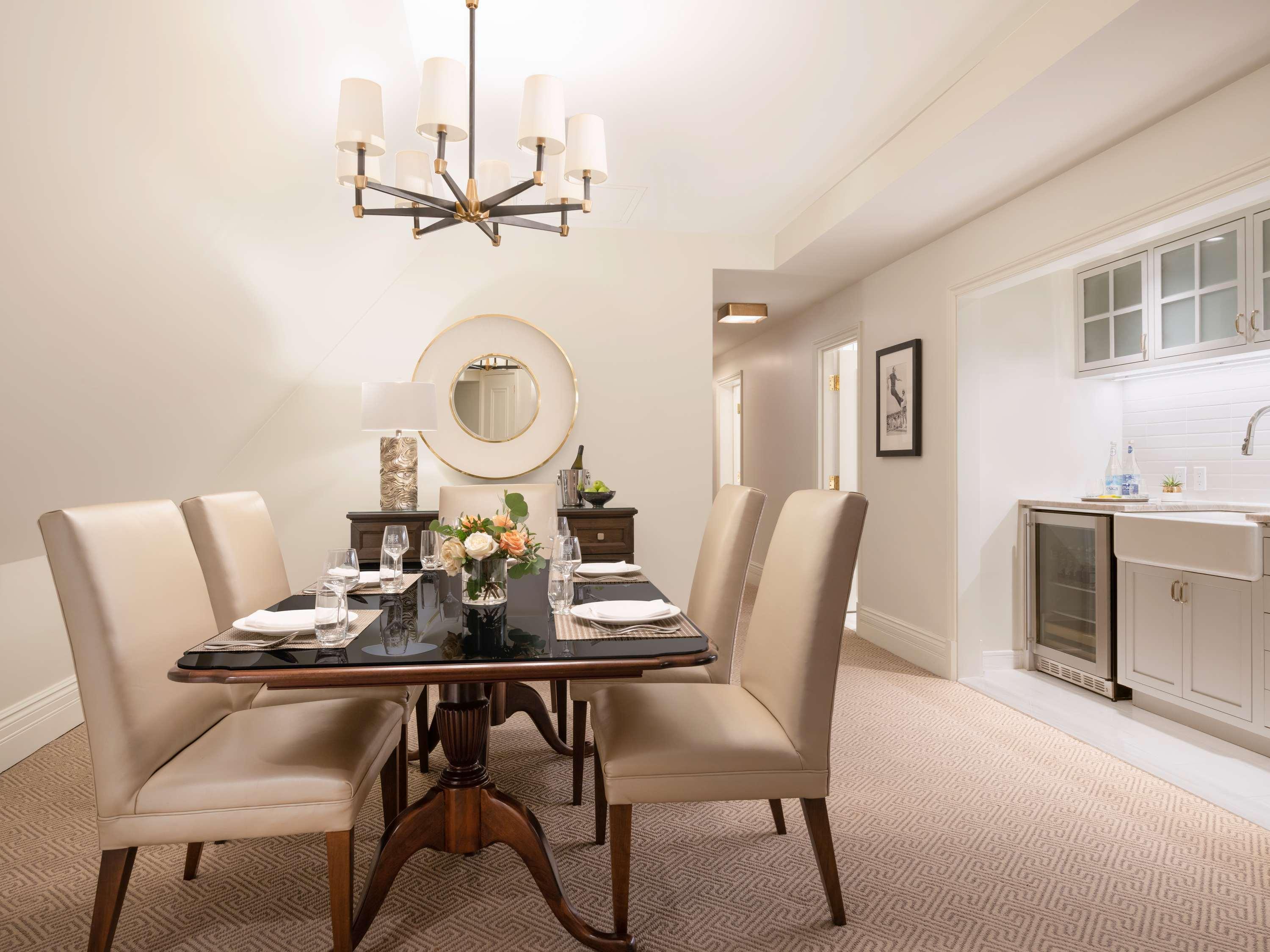 Junior Suite King Size Bed