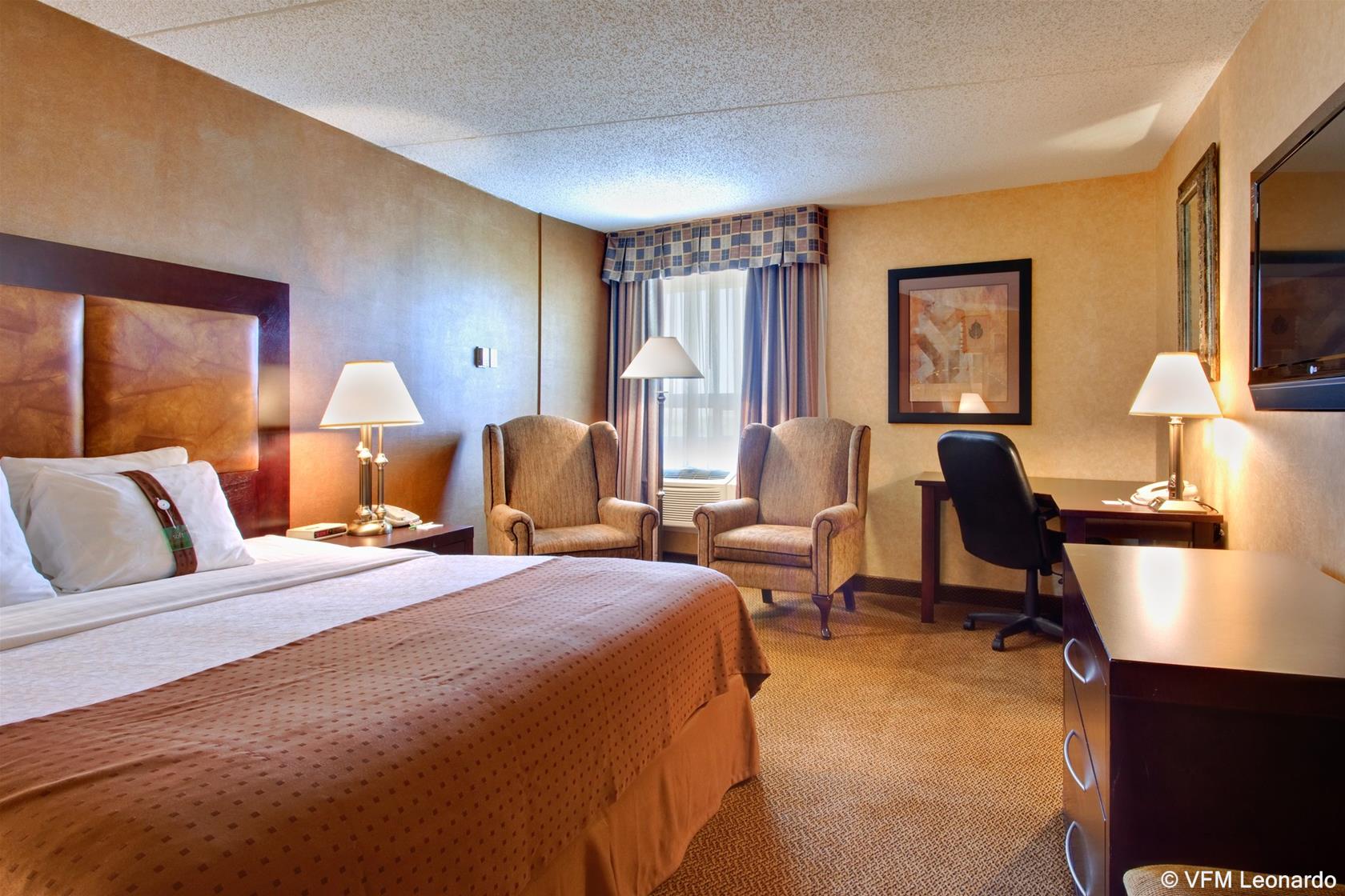 Double Executive King Bed