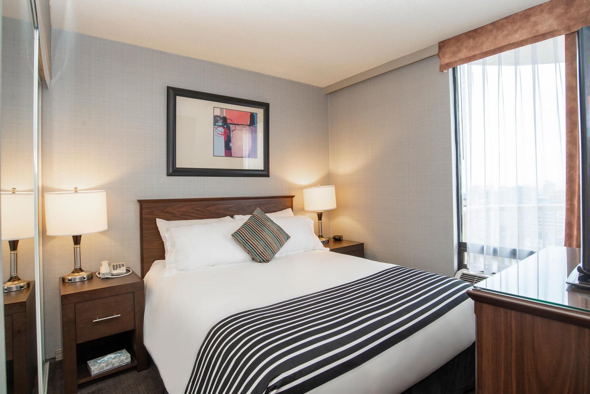 Suite City View Queen Bed