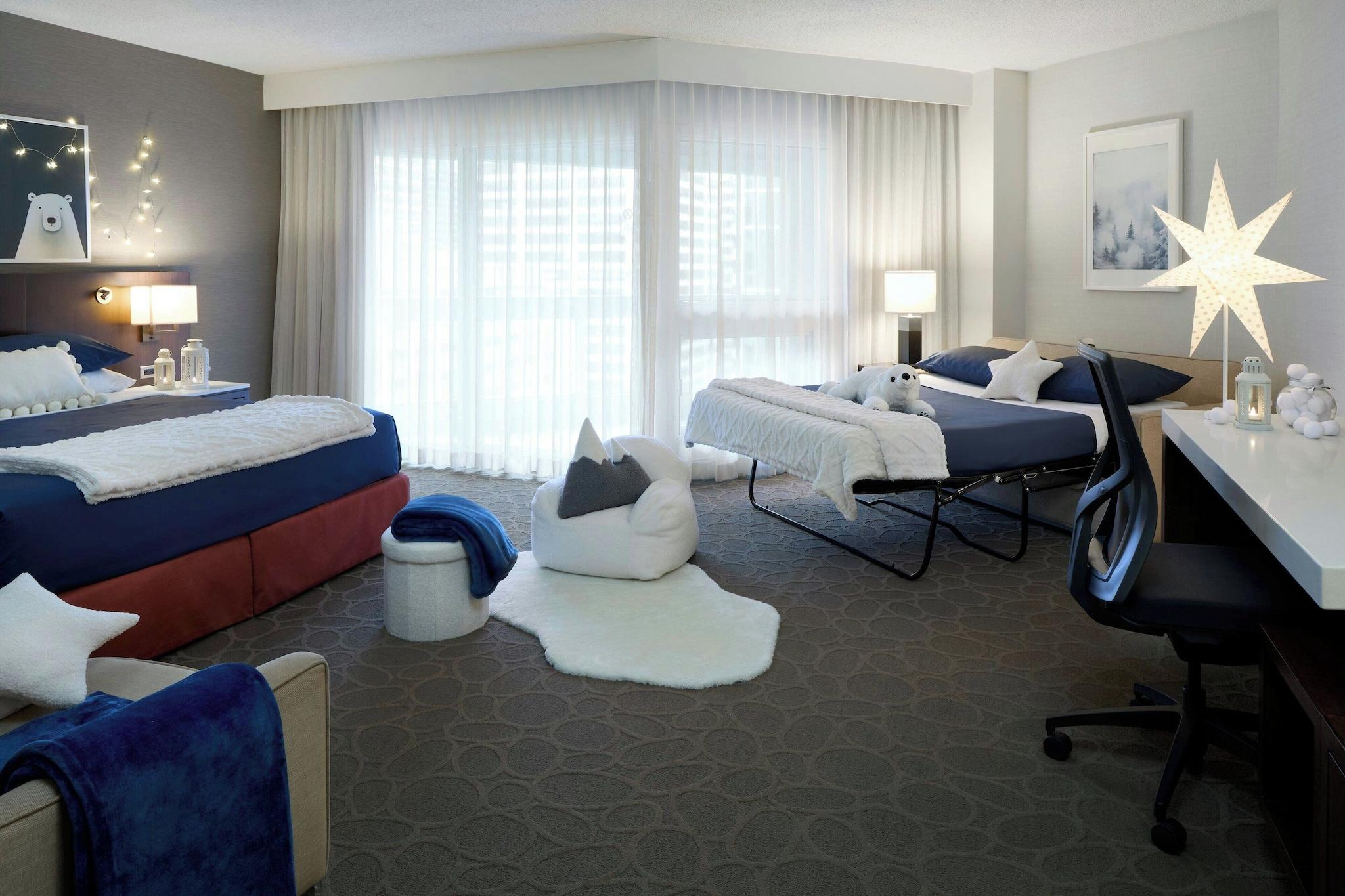 Double Deluxe King Bed