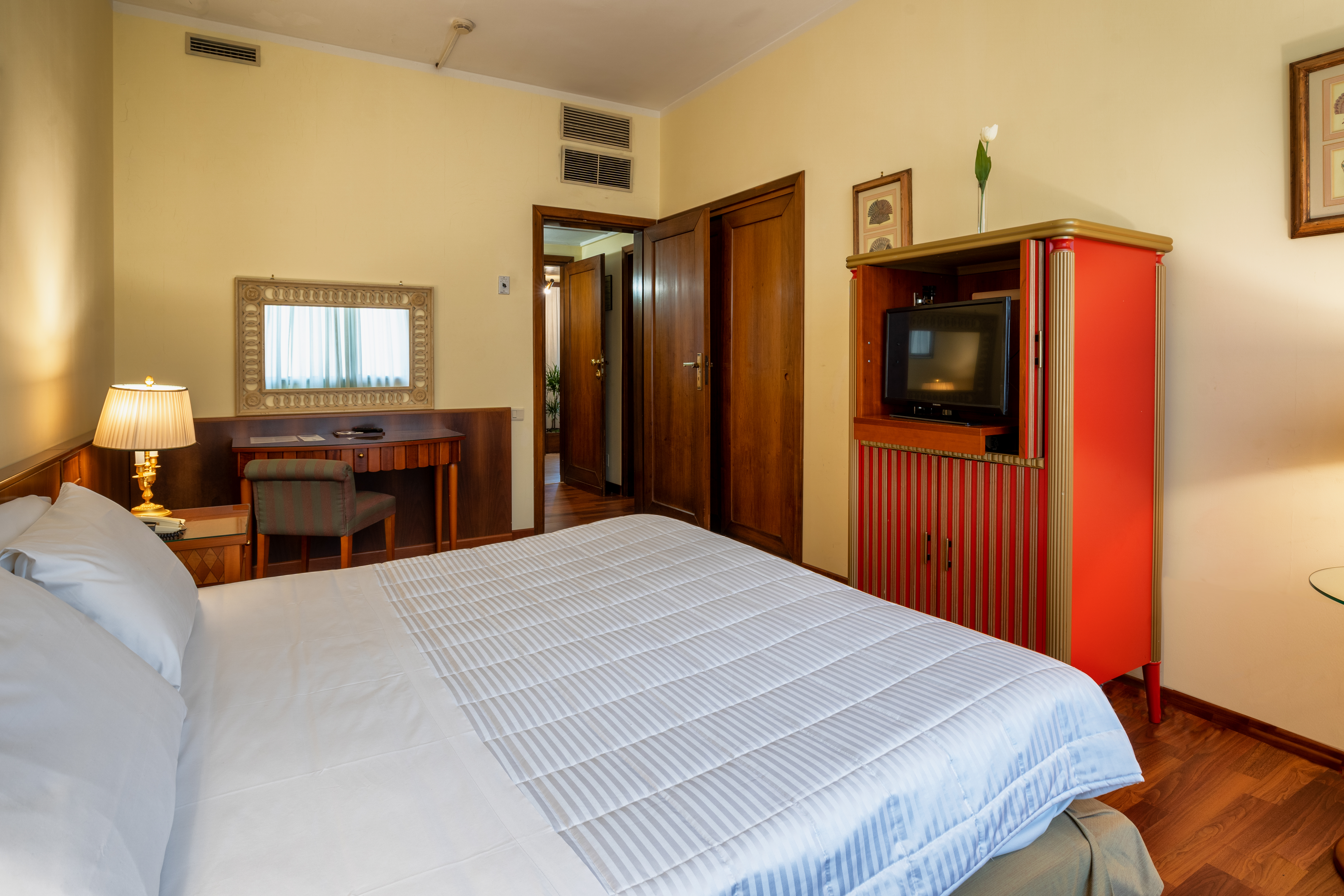 Double or Twin Superior