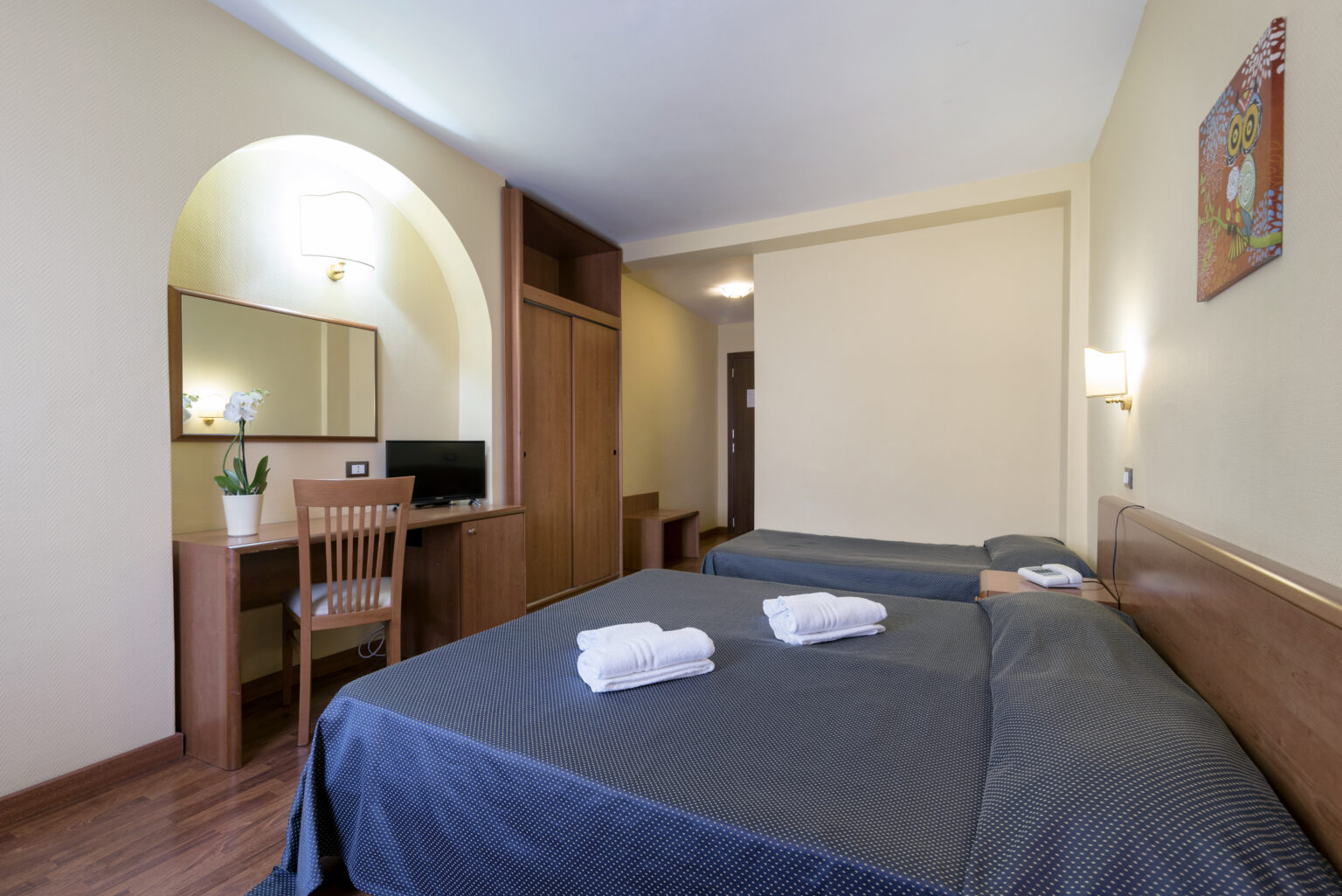 Double or Twin Standard