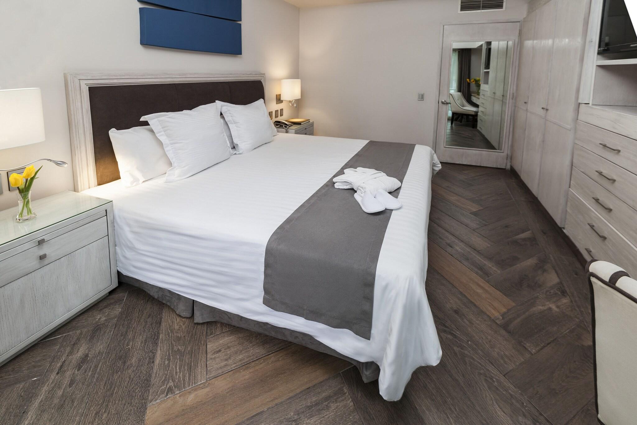 Junior Suite with Double Bed