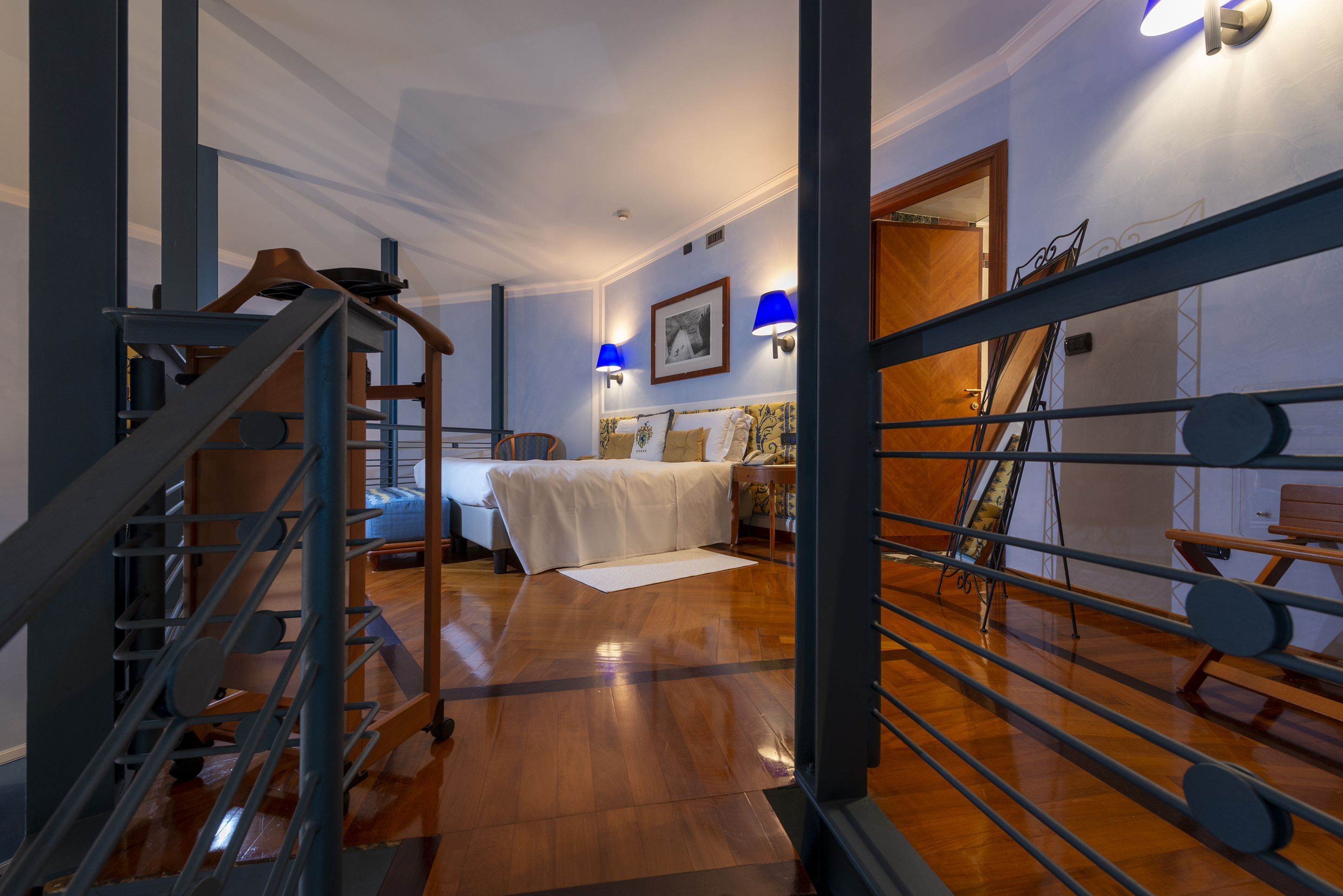 Suite Deluxe King Bed