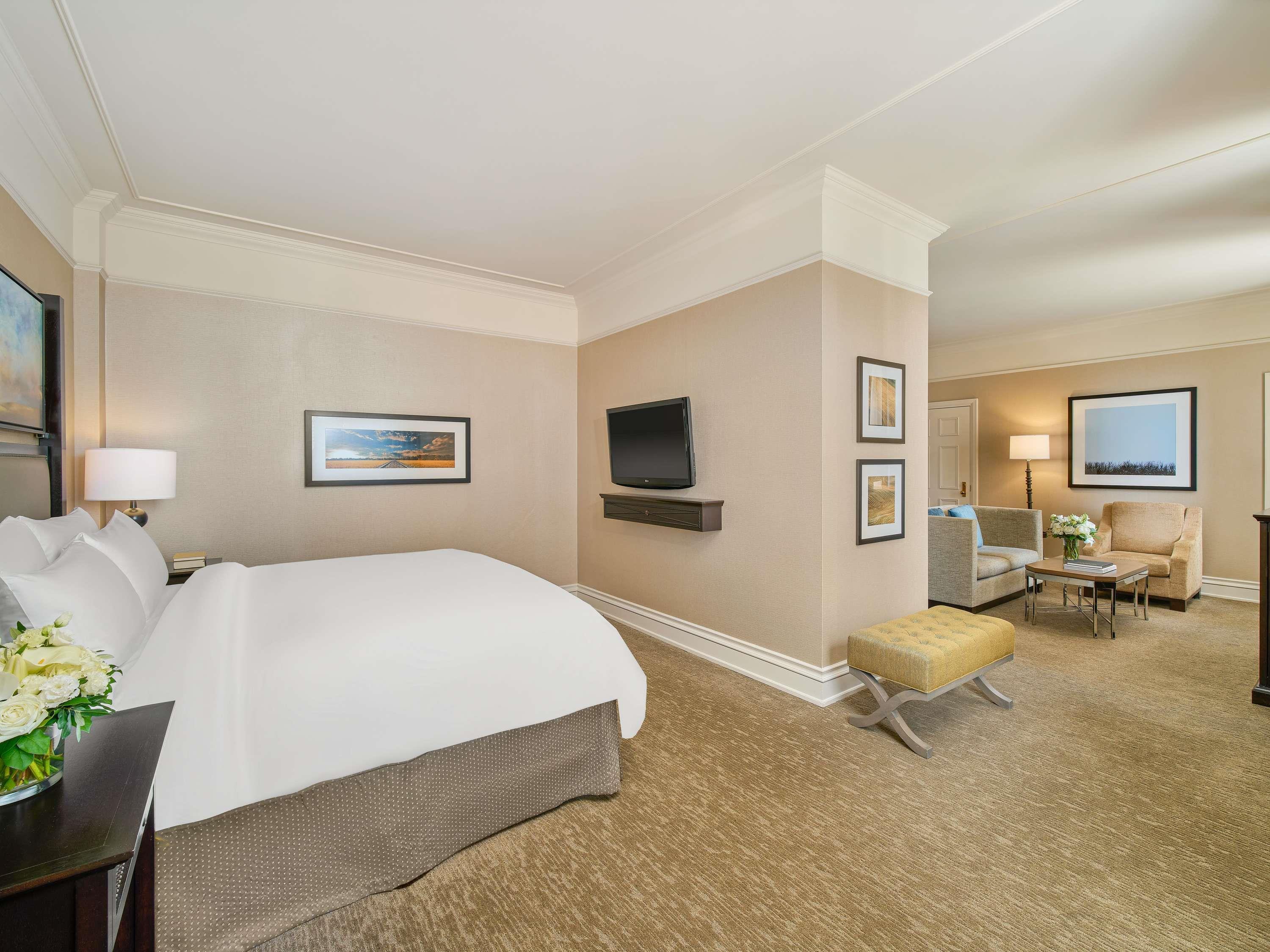 Junior Suite King Size Bed