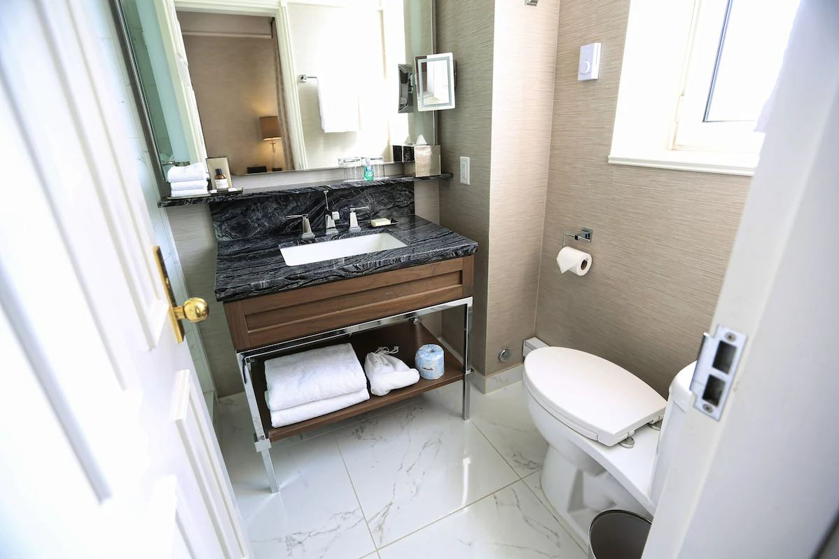 Junior Suite King Size Bed