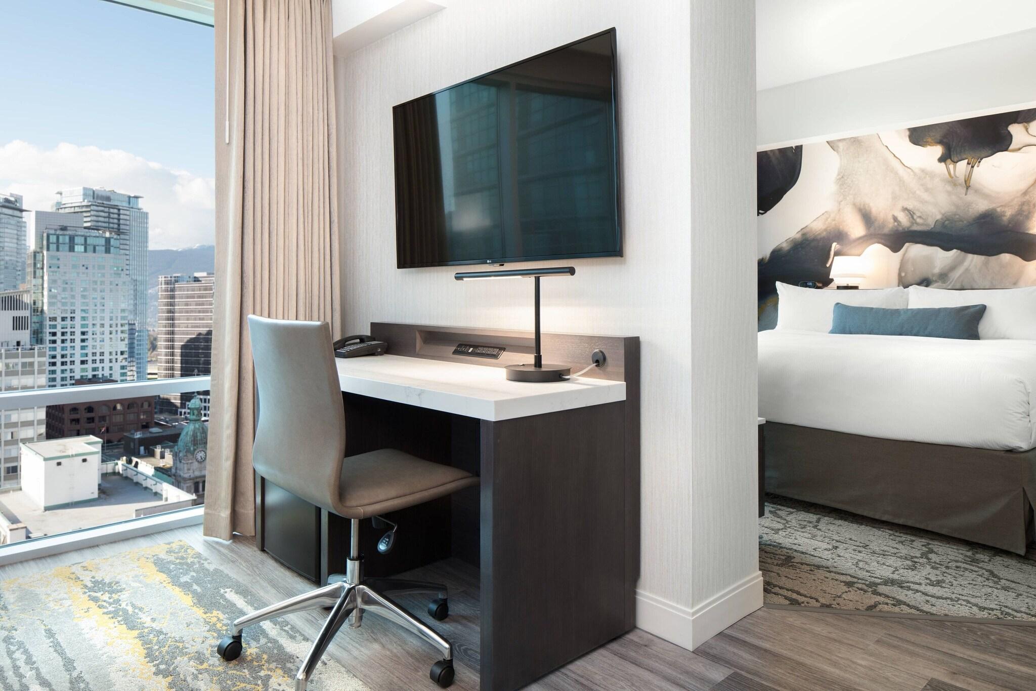 Suite City View