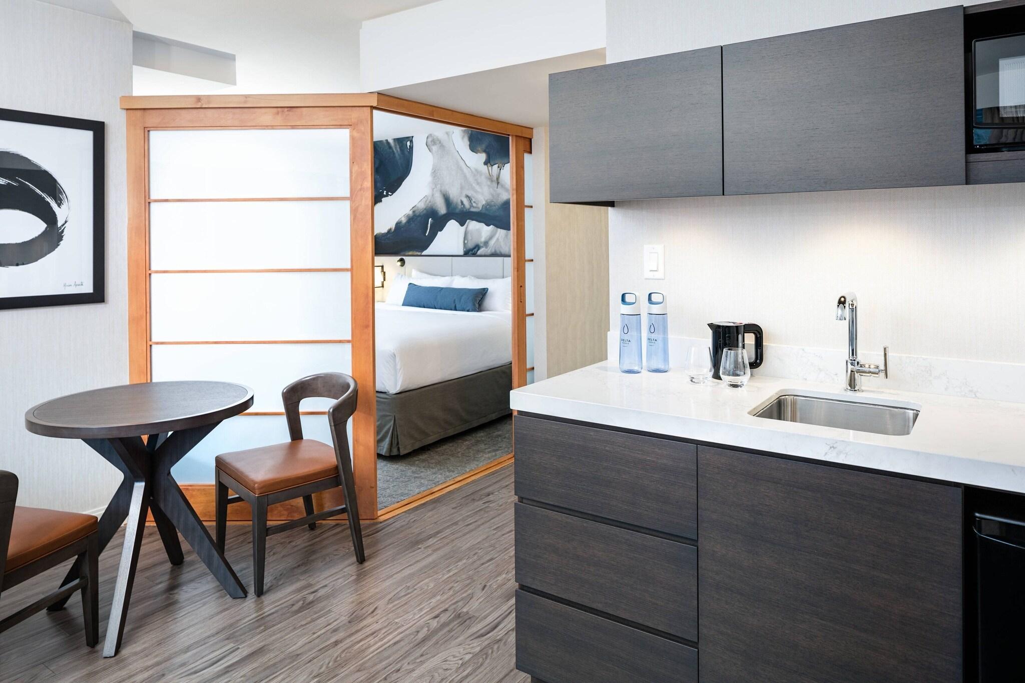 Suite City View
